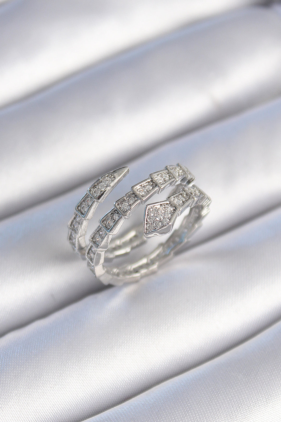 EBJ Rice Silver Color Snake Model Women's Ring with Zircon Stone - Niederkassel