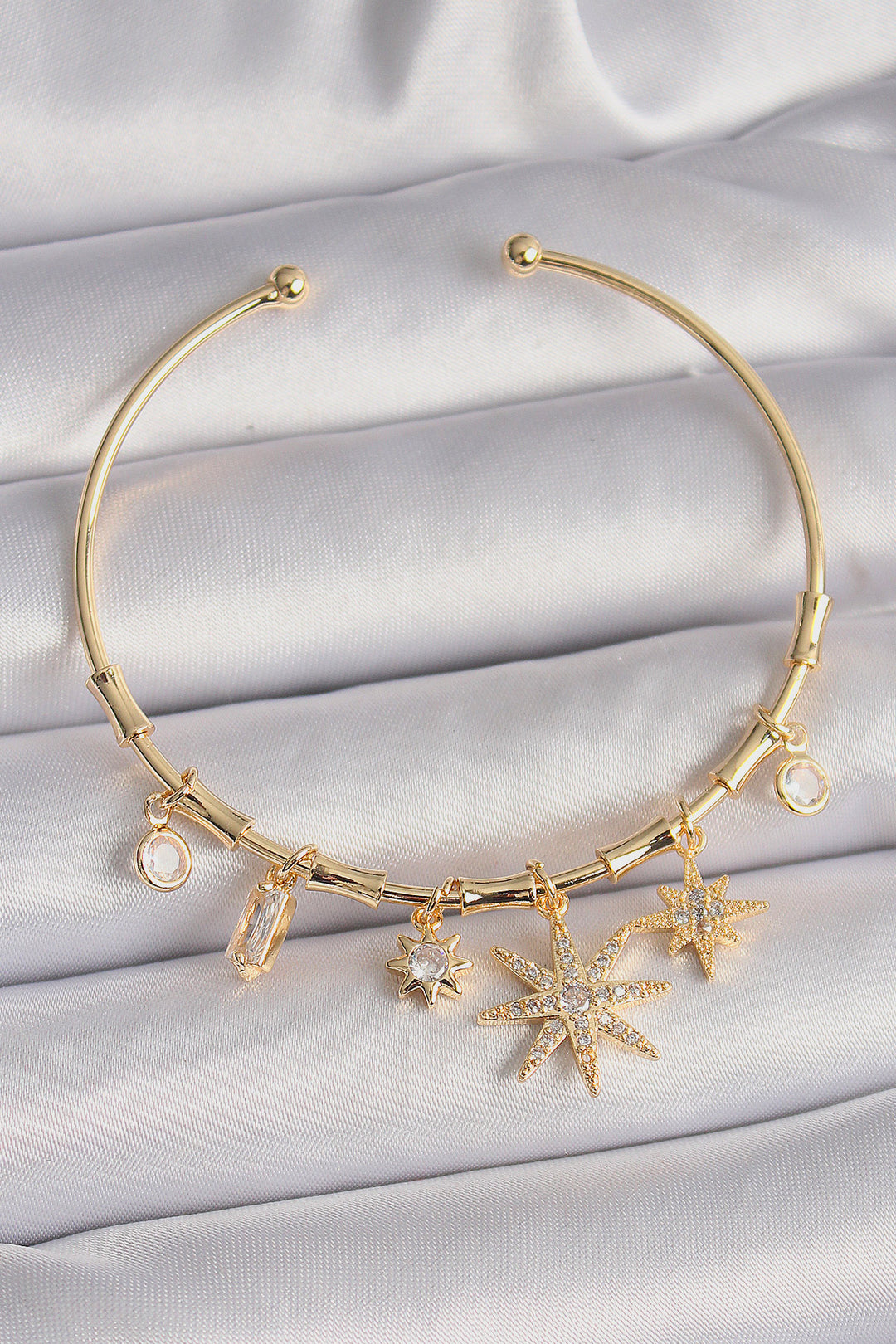 EBJ Rice Gold Color Swinging Pole Star Figure Charm Bracelet with Zircon Stone - Enfield
