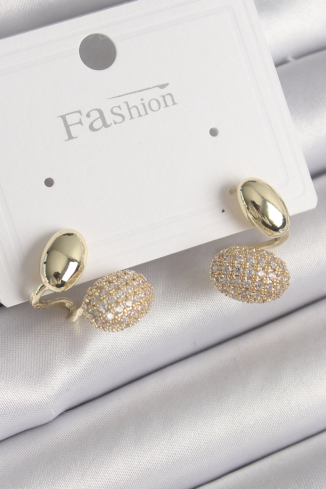 EBJ Rice Gold Color Zircon Stone Embossed Model Women's Earring - Ávila