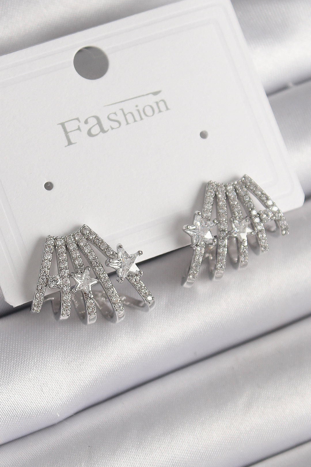 EBJ Rice Silver Color Zircon Stone Sea Shell Model Star Detail Women's Earring - Richmond