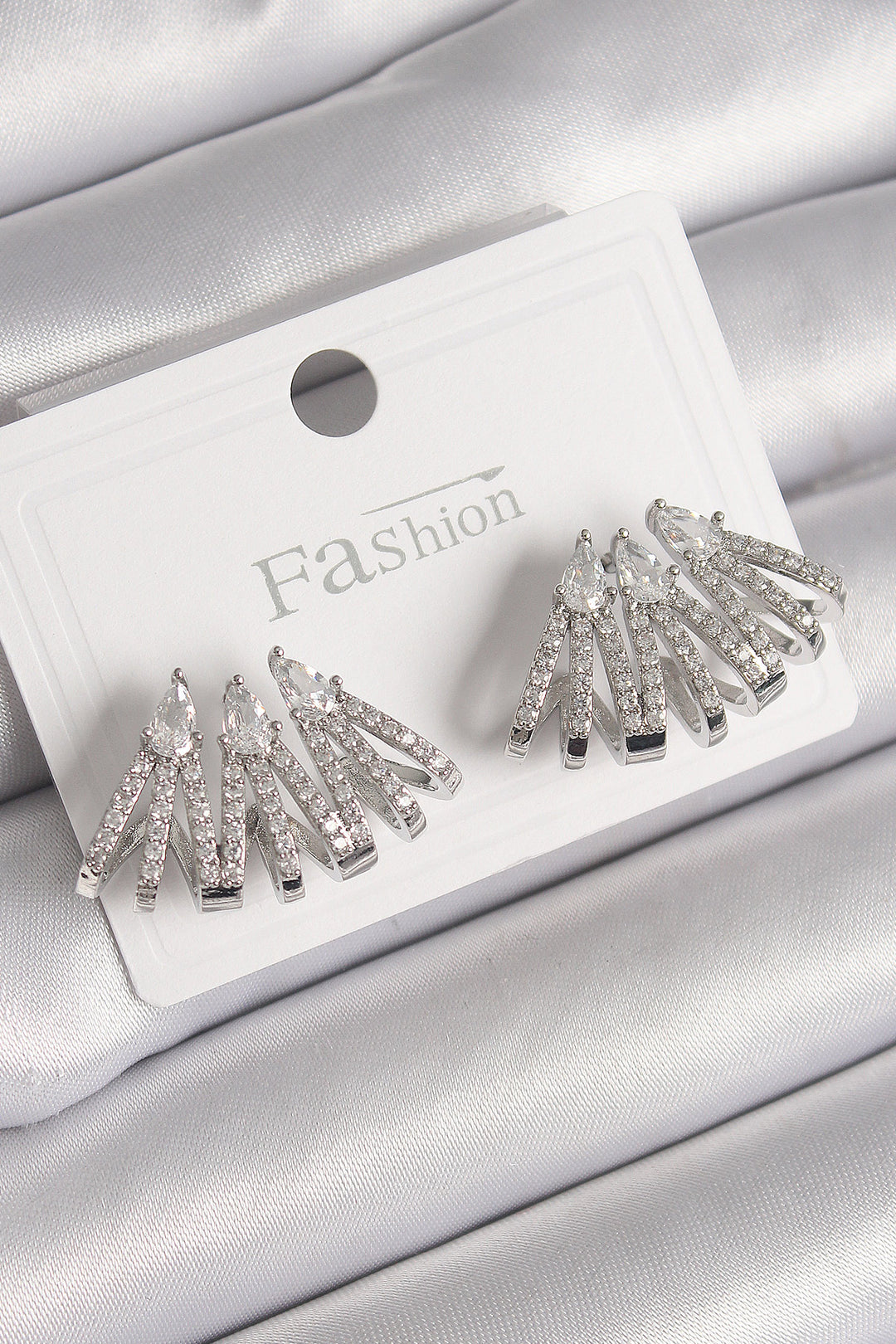 EBJ Rice Silver Color Zircon Stone Sea Shell Model Women's Earring - Youngstown