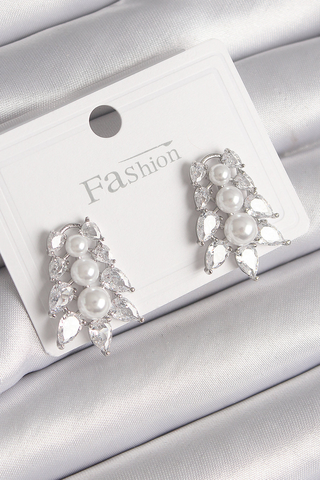 EBJ Rice Silver Color Zircon Stone Leaf Model Pearl Detail Women's Earring - Hoffman Estates
