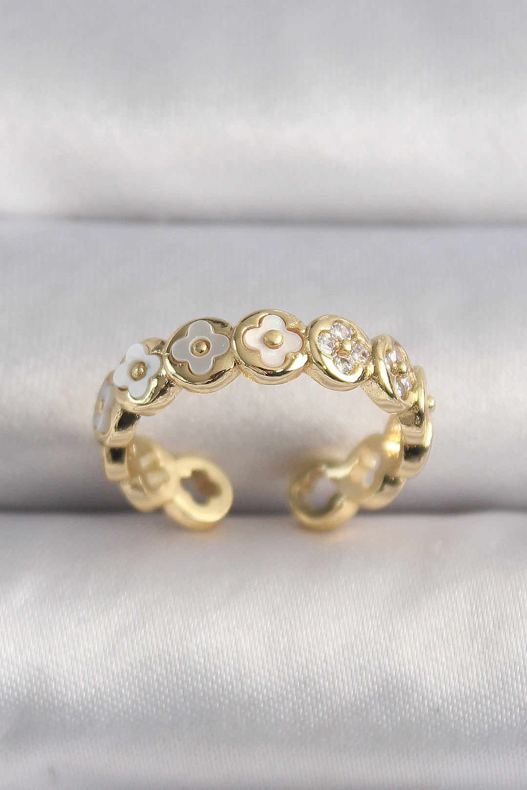 EBJ Rice Gold Color White Mother of Pearl Clover Model Women's Ring - Spijkenisse