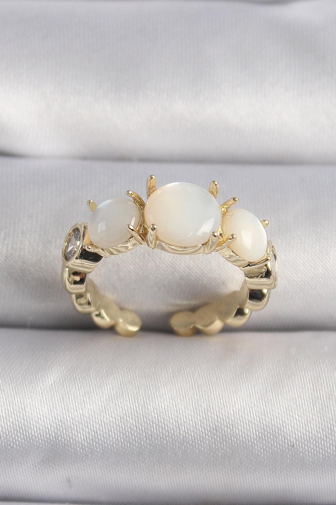 EBJ Rice Gold Color Zircon Stone Detailed White Mother of Pearl VIP Series Women's Ring - Estero