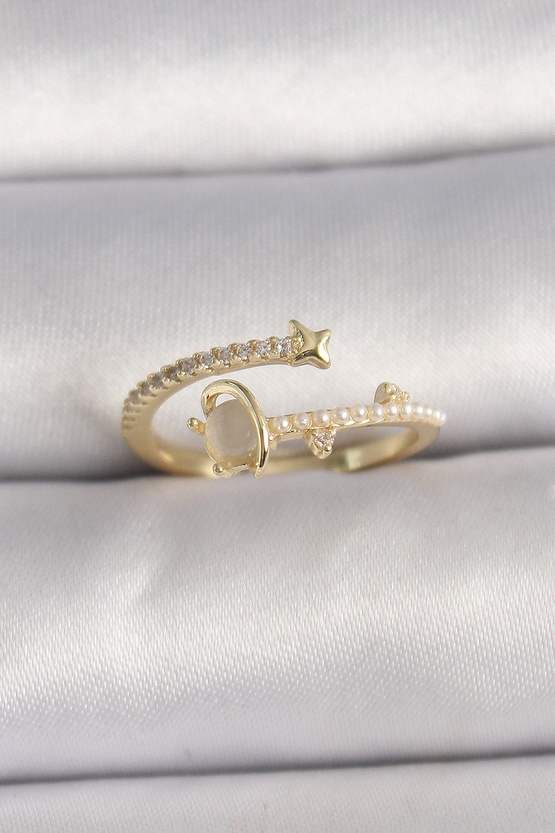 EBJ Rice Gold Color Zircon Stone White Enamel Star Detailed Adjustable Women's Ring - Tomelloso