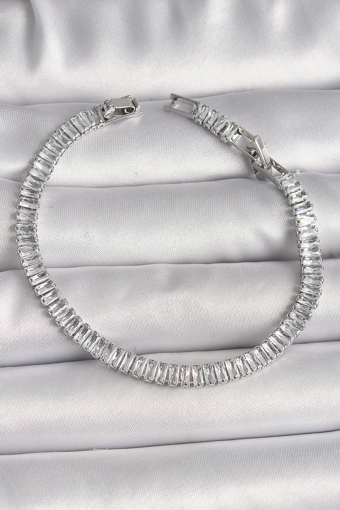 EBJ Rice Silver Color Zircon Stone Waterway Model Women's Bracelet - Gahanna