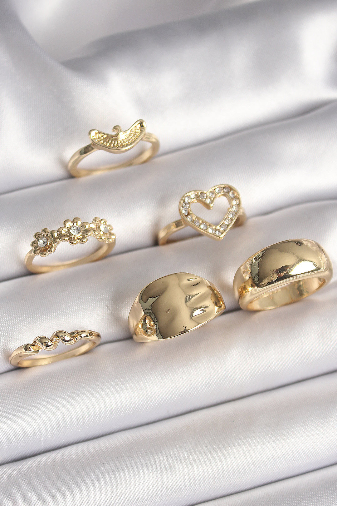 EBJ Rice Gold Color Zircon Stone Heart Figure Flower Detail 6-Piece Women's Ring Set - Roswell