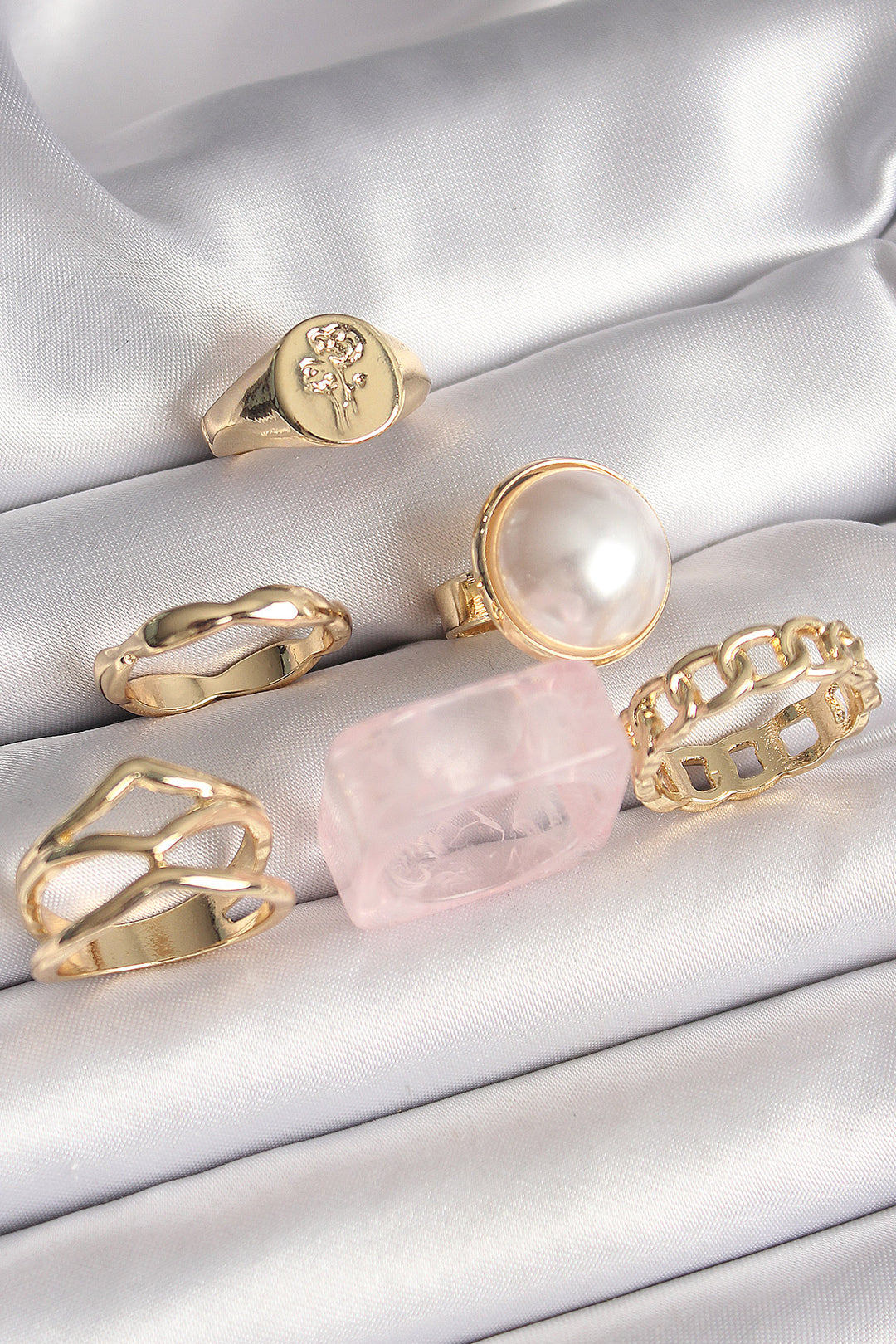 EBJ Rice Gold Color Round 3D Pearl Figure Chain Model Rose Embroidery Detailed 6-Piece Women's Ring Set - Wolfenbüttel