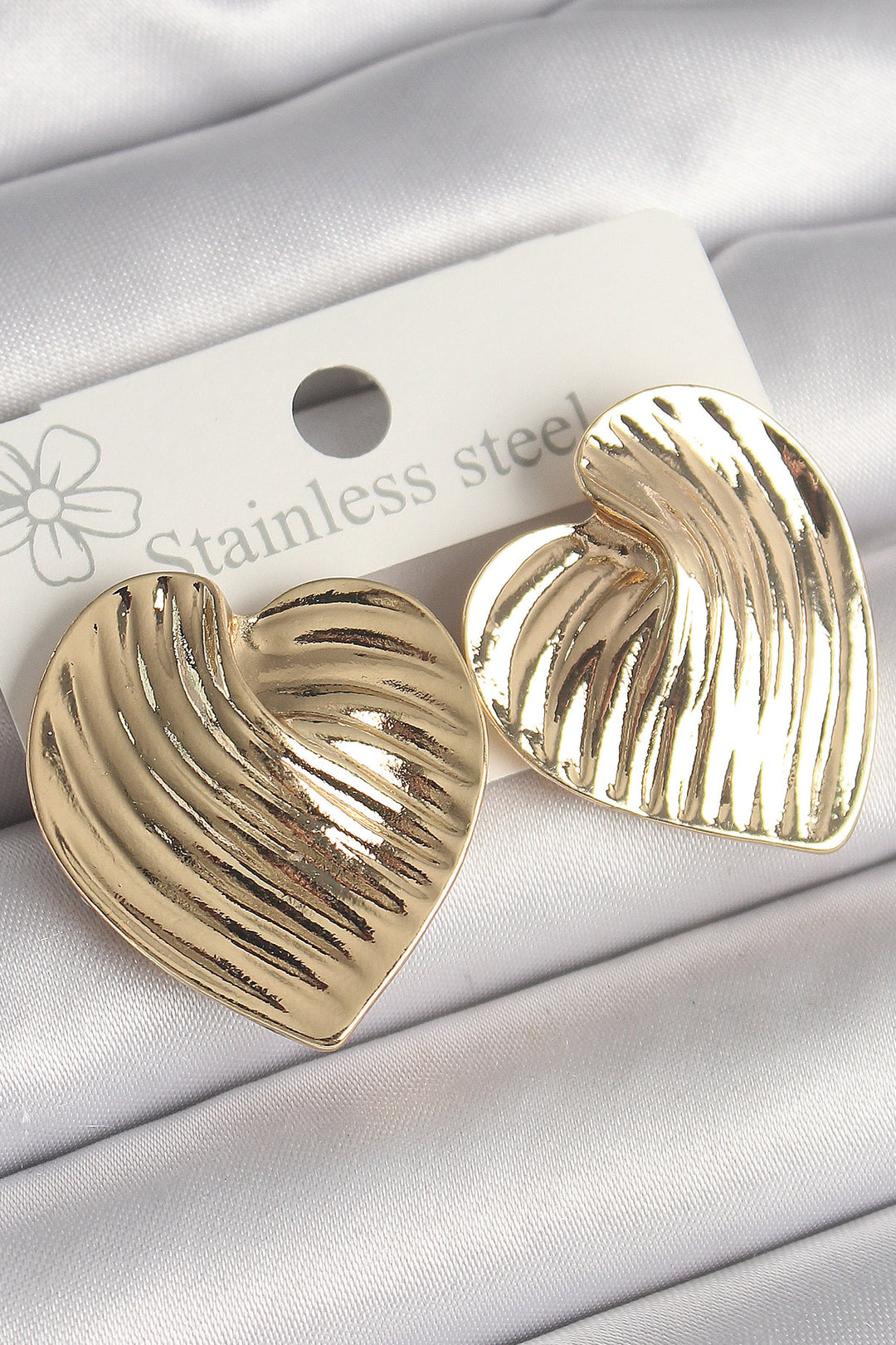 EBJ Rice Gold Color Embroidered Plate Heart Model Women's Earring - Exeter