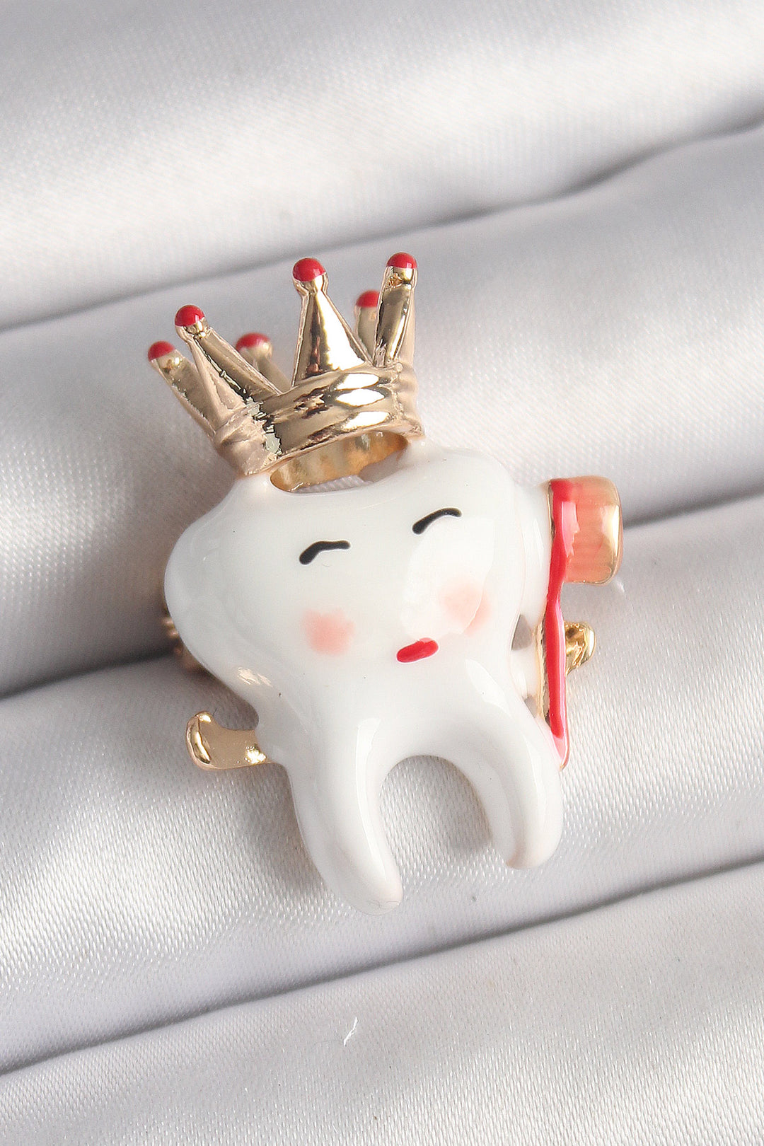 EBJ Gold Color Crown Rice White Tooth Model Toothbrush Detail Women Brooch - Westland