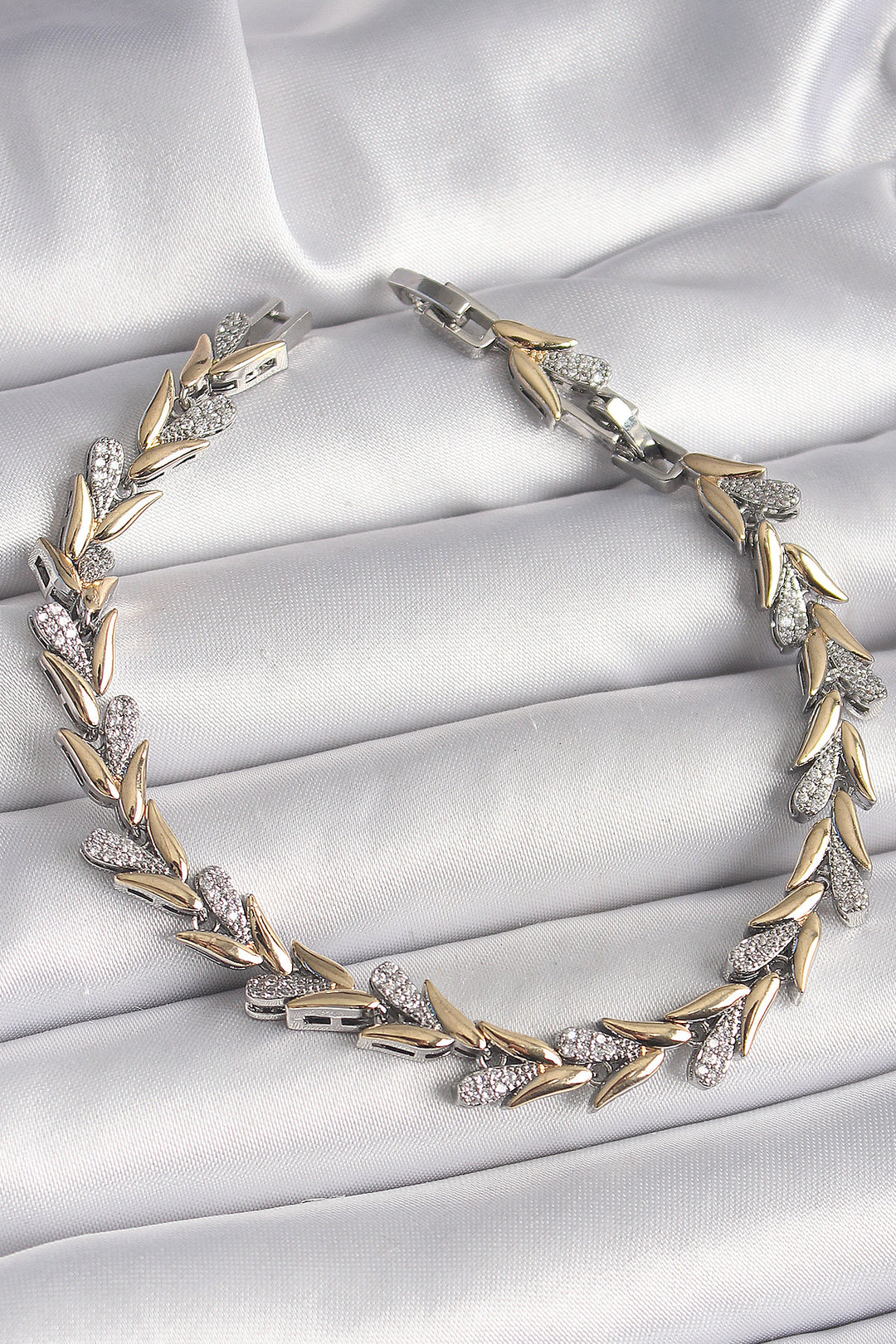 EBJ Gold Color Rice Mix Color Zircon Stone Leaf Model VIP Series Women's Bracelet - Garbsen