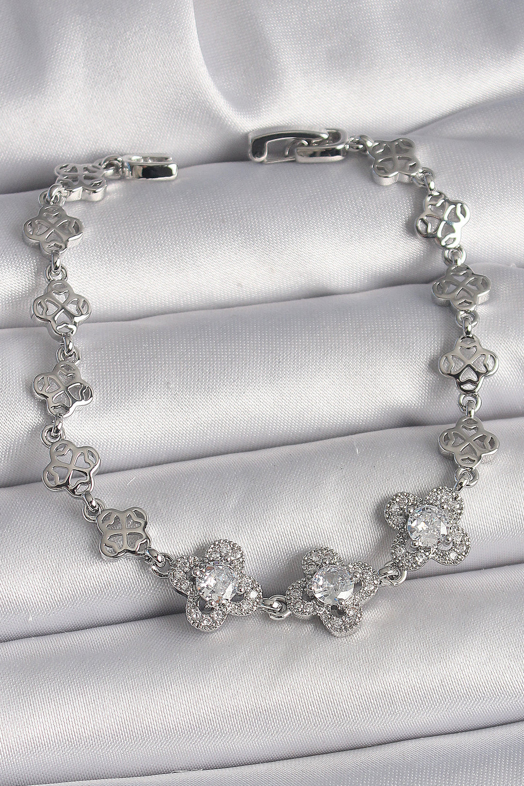 EBJ Rice Silver Color Clover Model Women's Bracelet with Zircon Stone - Thessaloníki