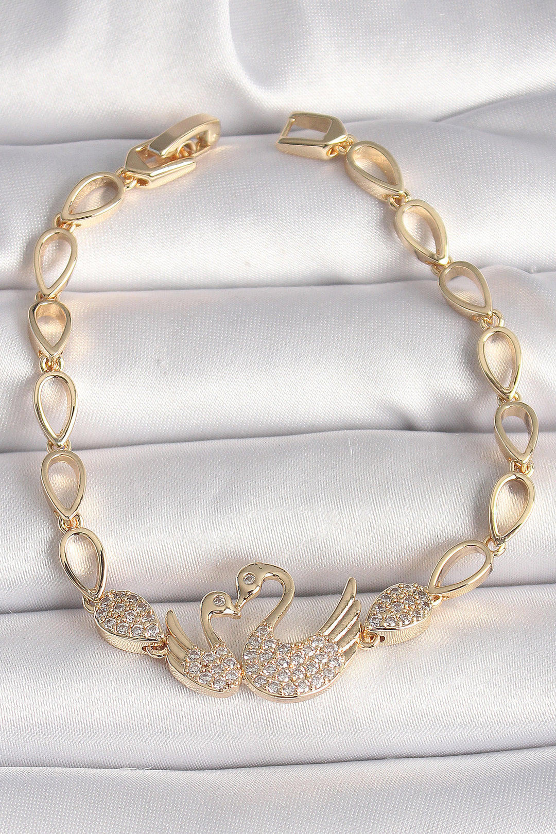 EBJ Rice Gold Color Swan Figure Drop Chain Model Women's Bracelet with Zircon Stone - Clarington