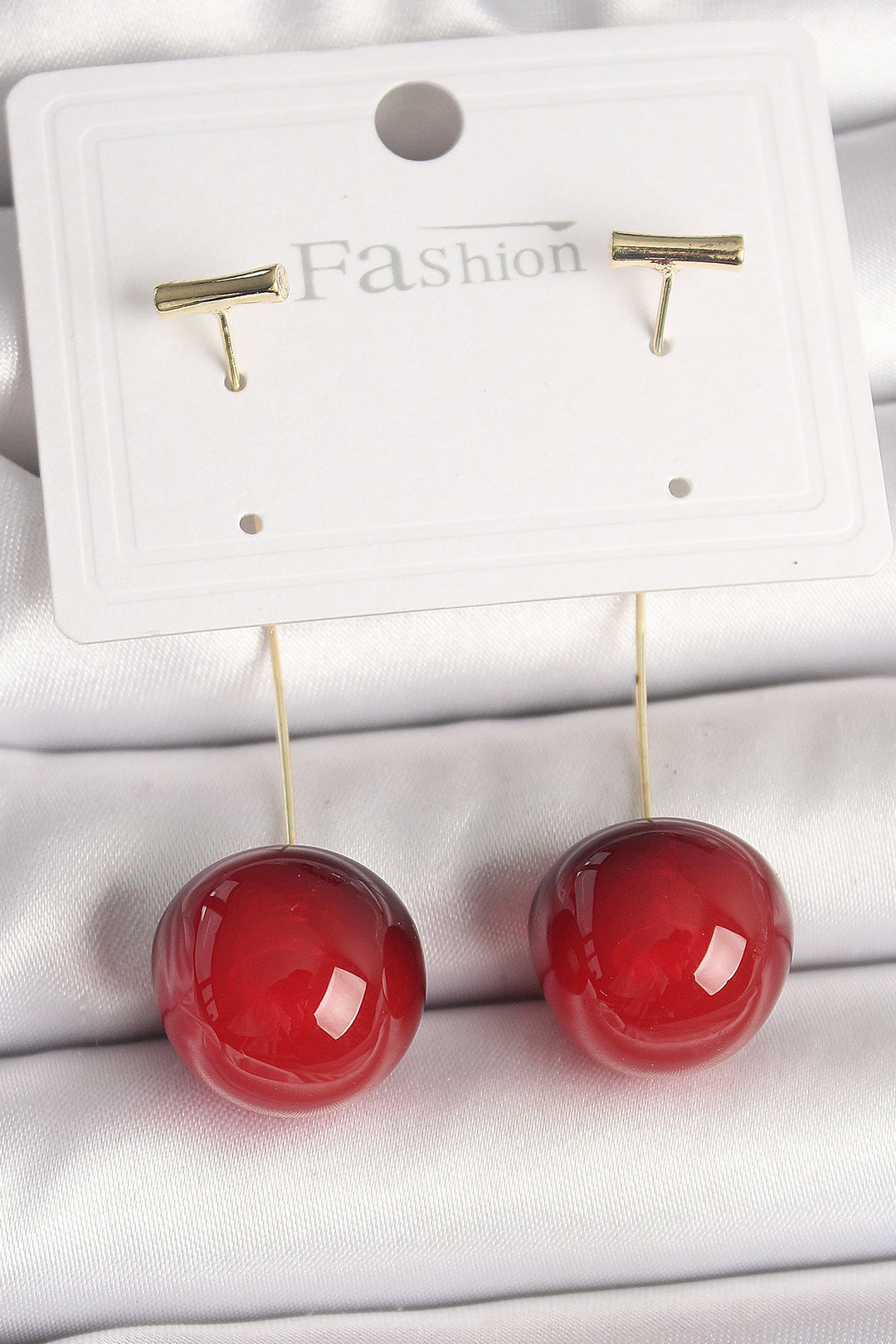 EBJ Gold Color Rice Nail Cherry Model Women's Earring - Saint-Chamond
