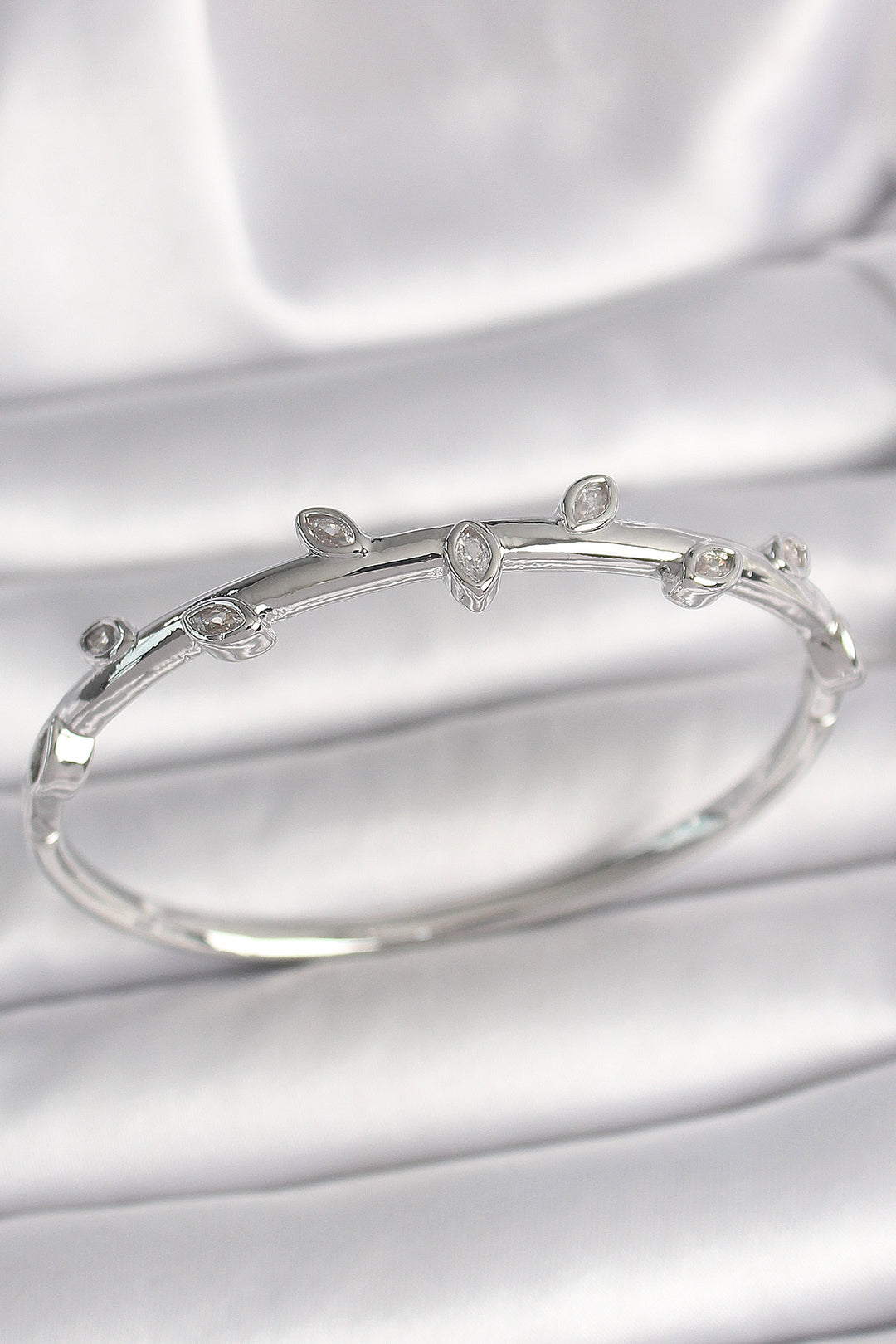EBJ Rice Silver Color Drop Zircon Stone Women's Bracelet - Gorinchem