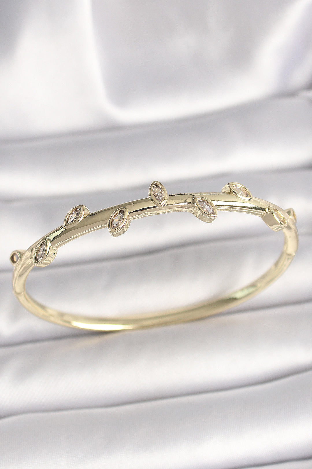 EBJ Gold Color Rice Drop Zircon Stone Women's Bracelet - Mérida