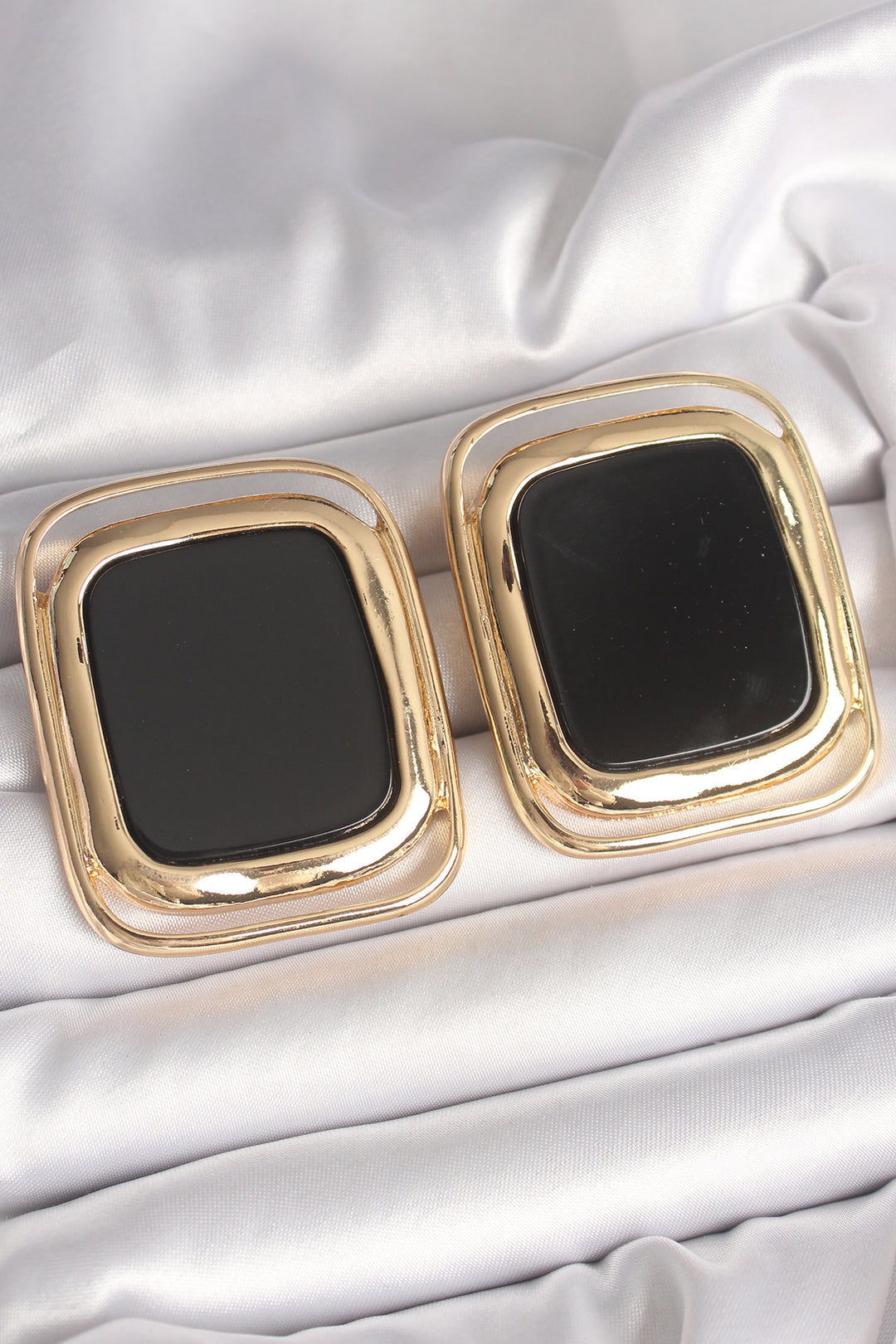 EBJ Gold Color Black Enamel Square Model Women's Earrings - Irákleio