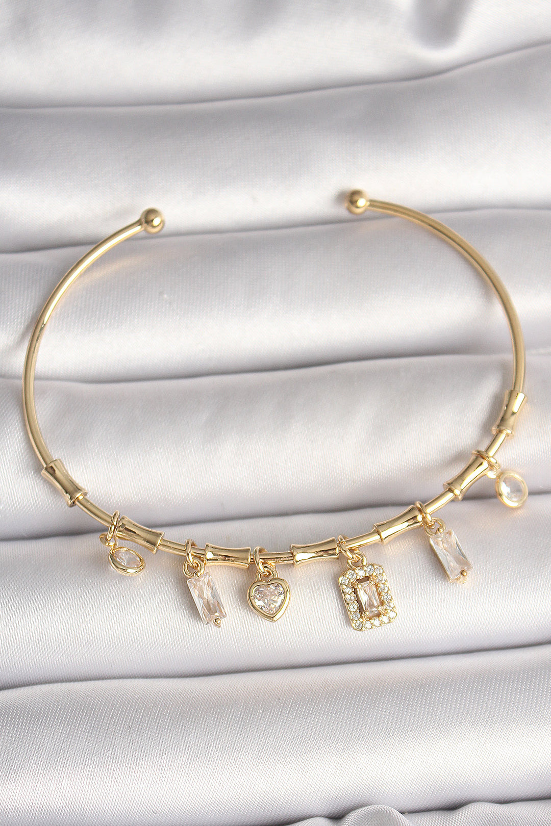 EBJ Rice Gold Color Swinging Square Figure Heart Detail Charm Women's Bracelet with Zircon Stone - Burke