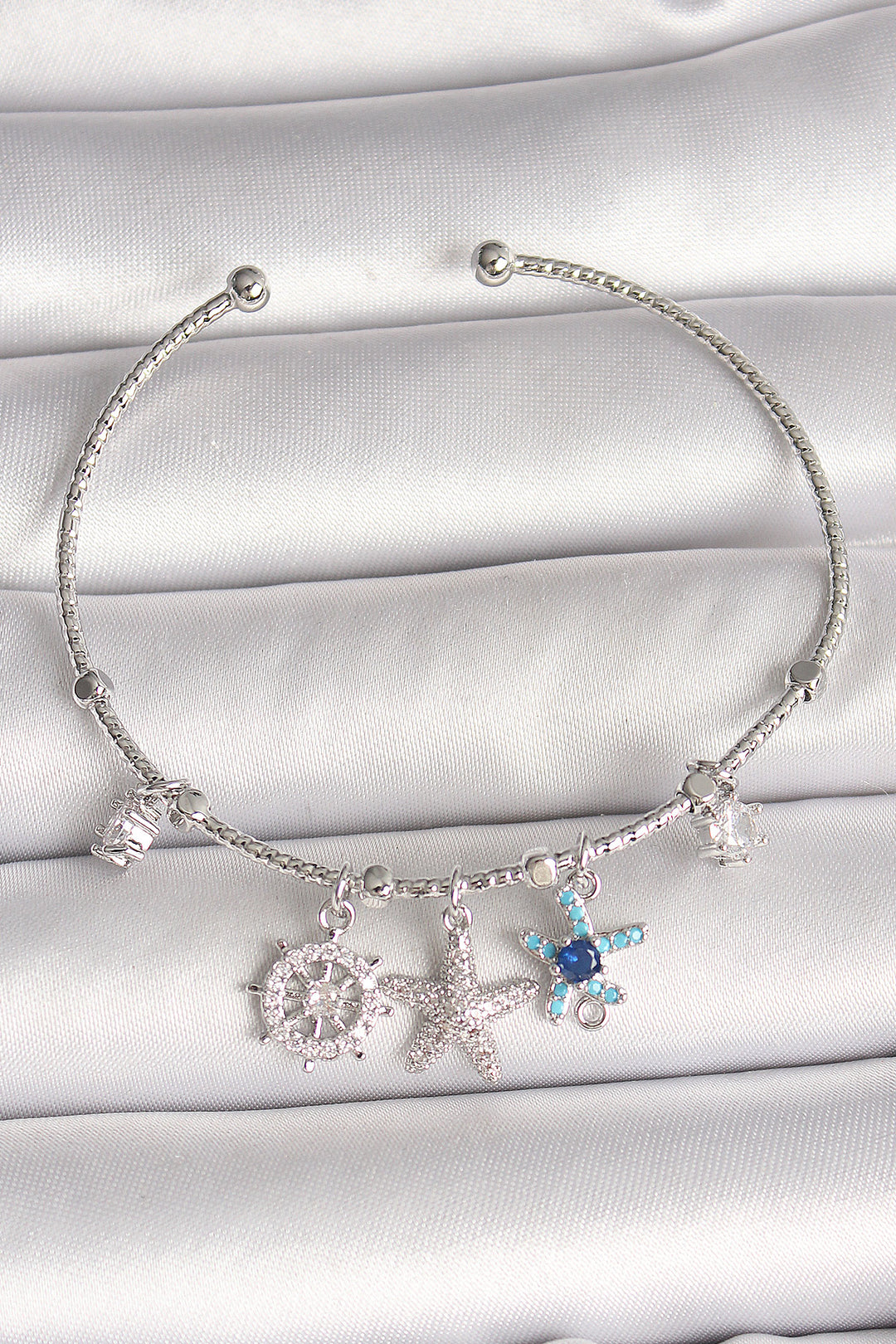 EBJ Rice Silver Color Dangle Starfish Figure Charm Women's Bracelet with Zircon Stone - Gloucester