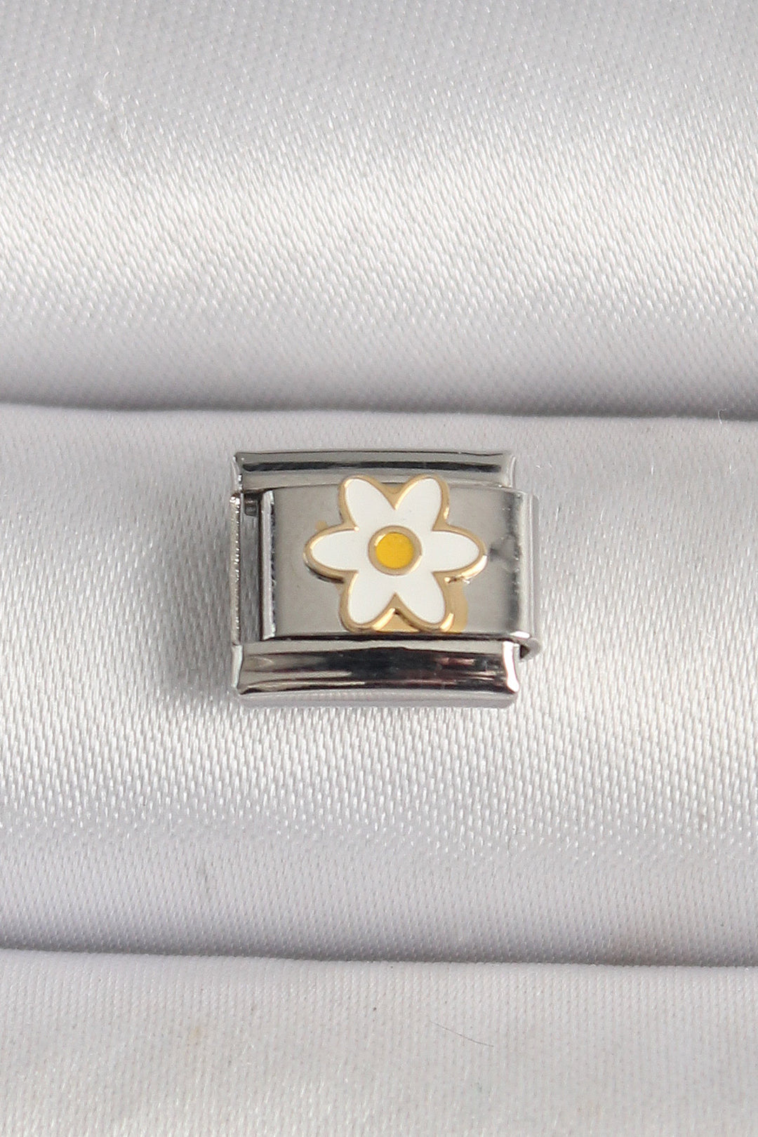 EBJ 316L Steel Silver Color White Daisy Embroidered Nomination Charm - Aalst