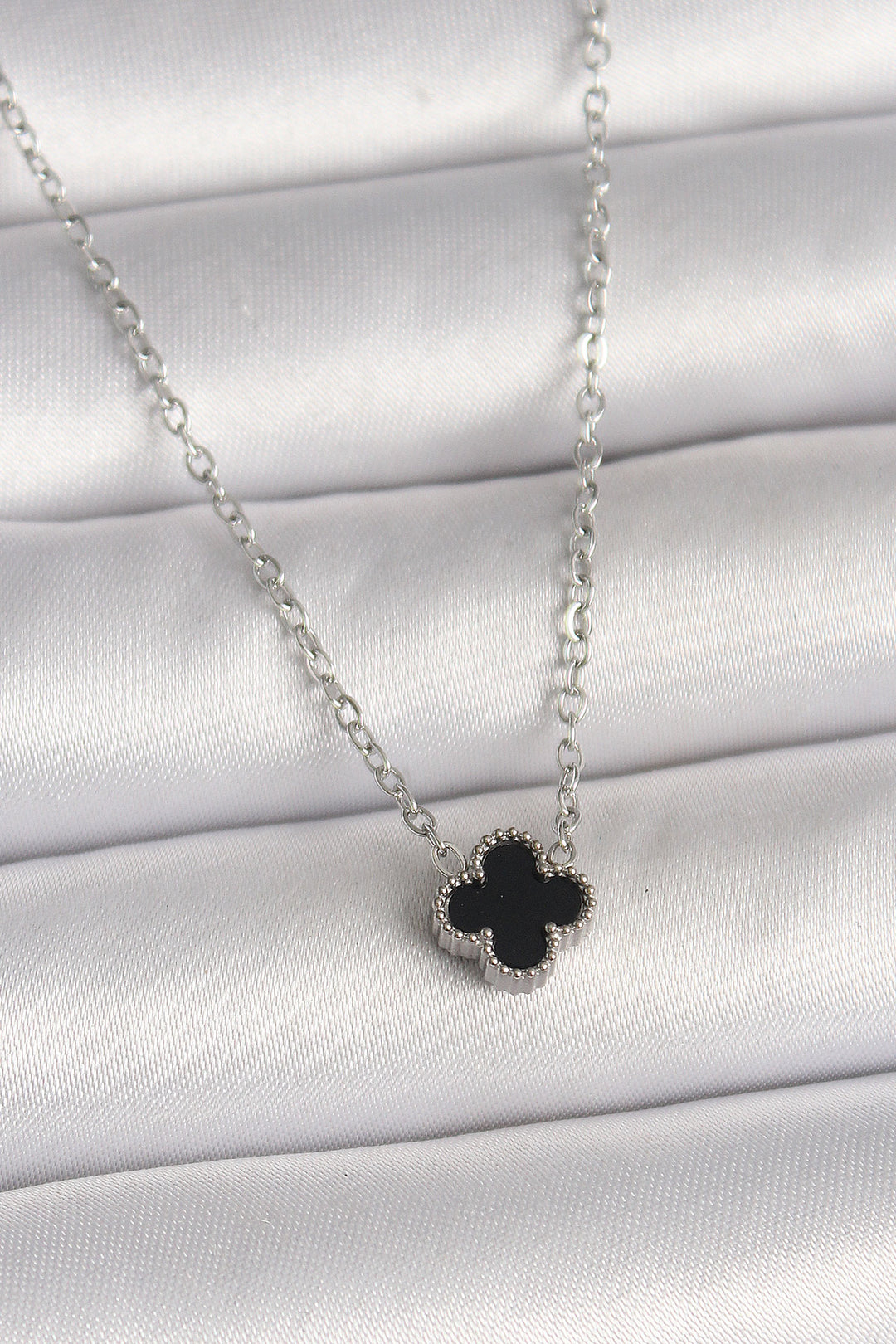 EBJ 316L Stainless Steel Silver Color Black Clover Model Women's Necklace - Vélez-Málaga