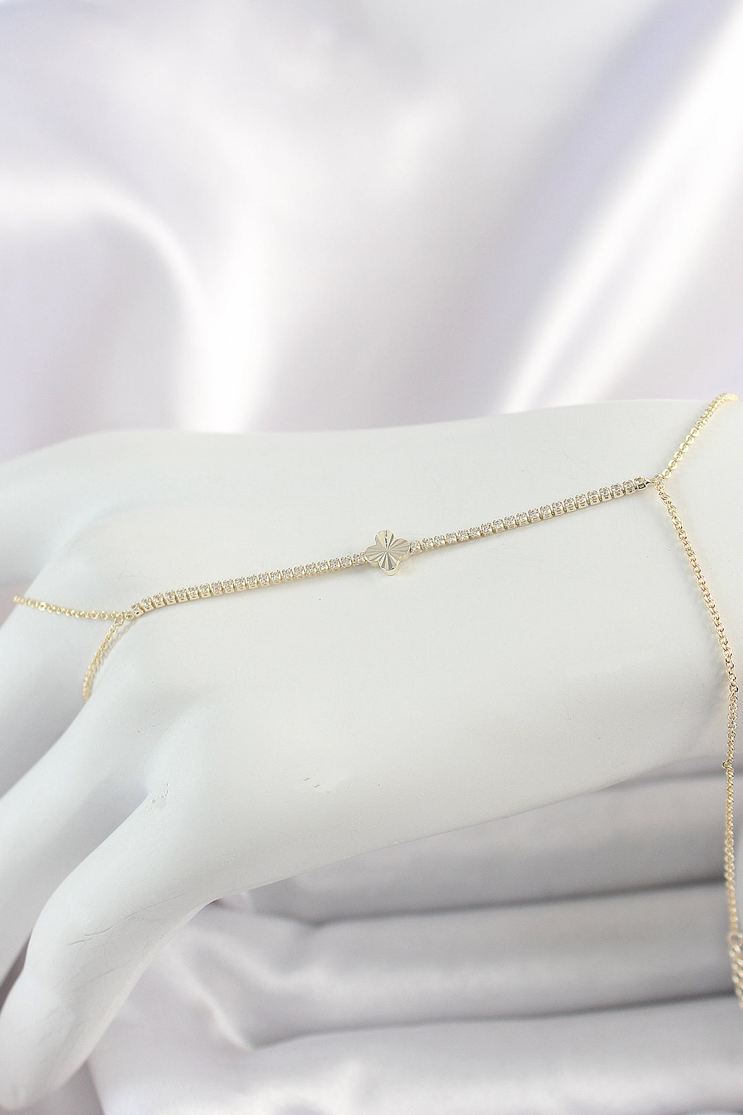 EBJ Rice Gold Color Waterway with Zircon Stone Clover Model Women's Şahmeran - Jocotitlán