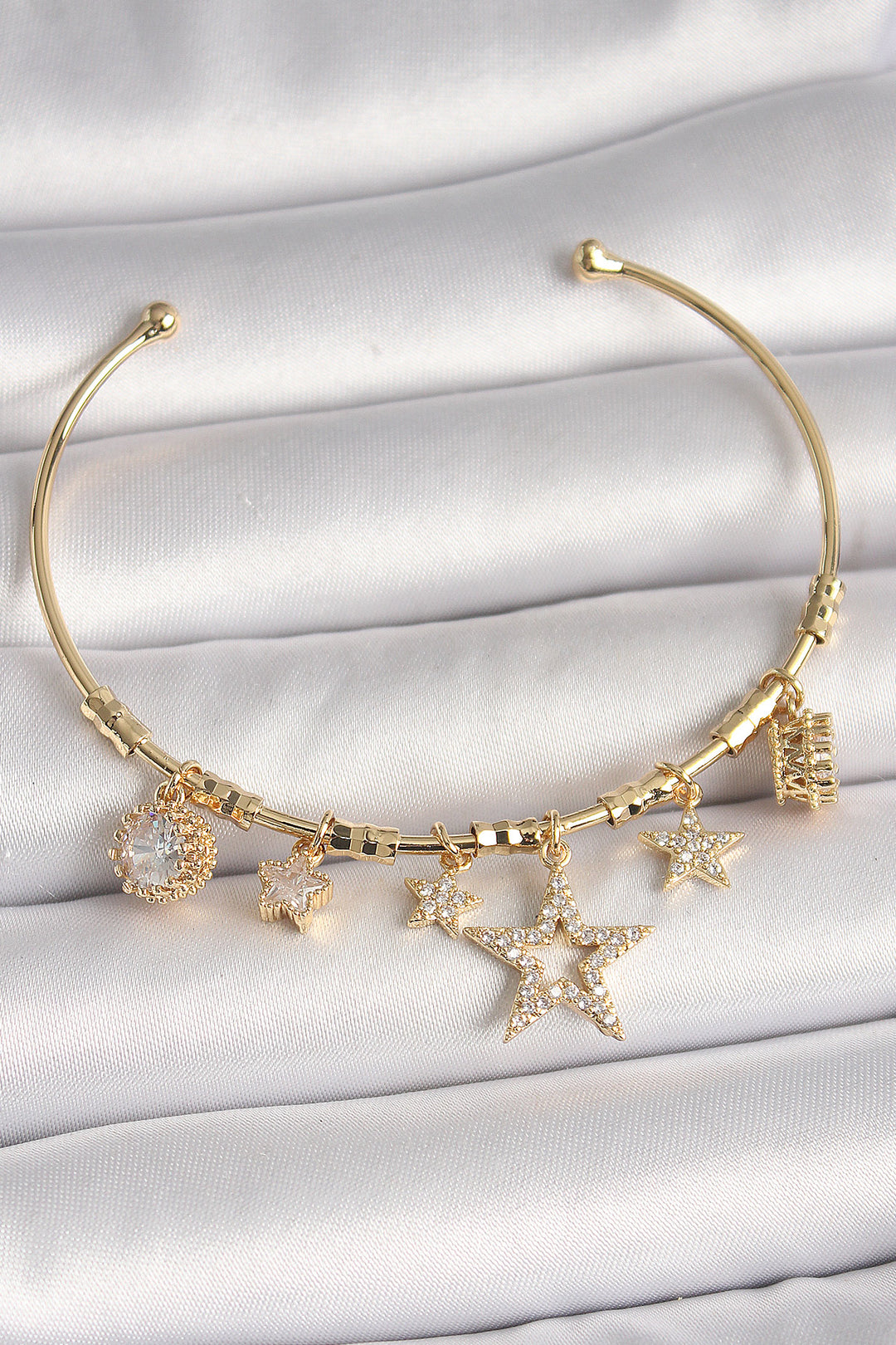EBJ Rice Gold Color Swinging Star Model Heart Detail Charm Women's Bracelet with Zircon Stone - Berwyn