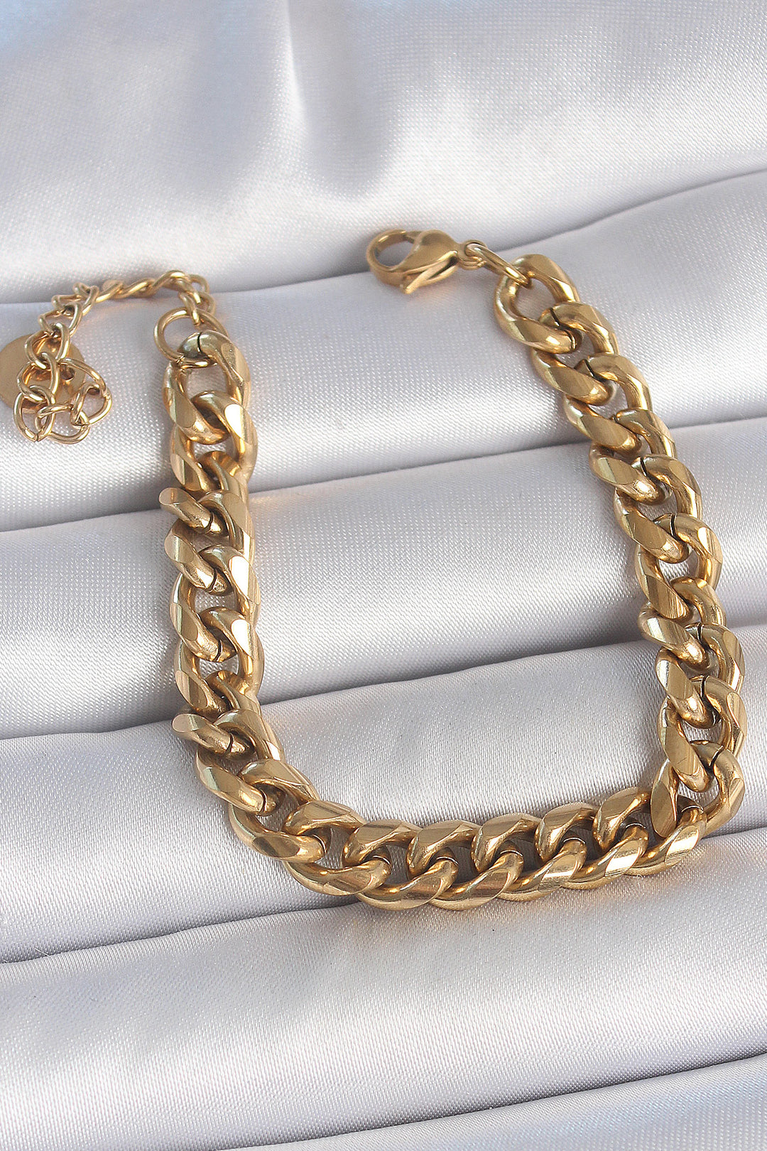 EBJ 316L Steel Gold Color Thick Chain Model Women's Bracelet - Chapel Hill