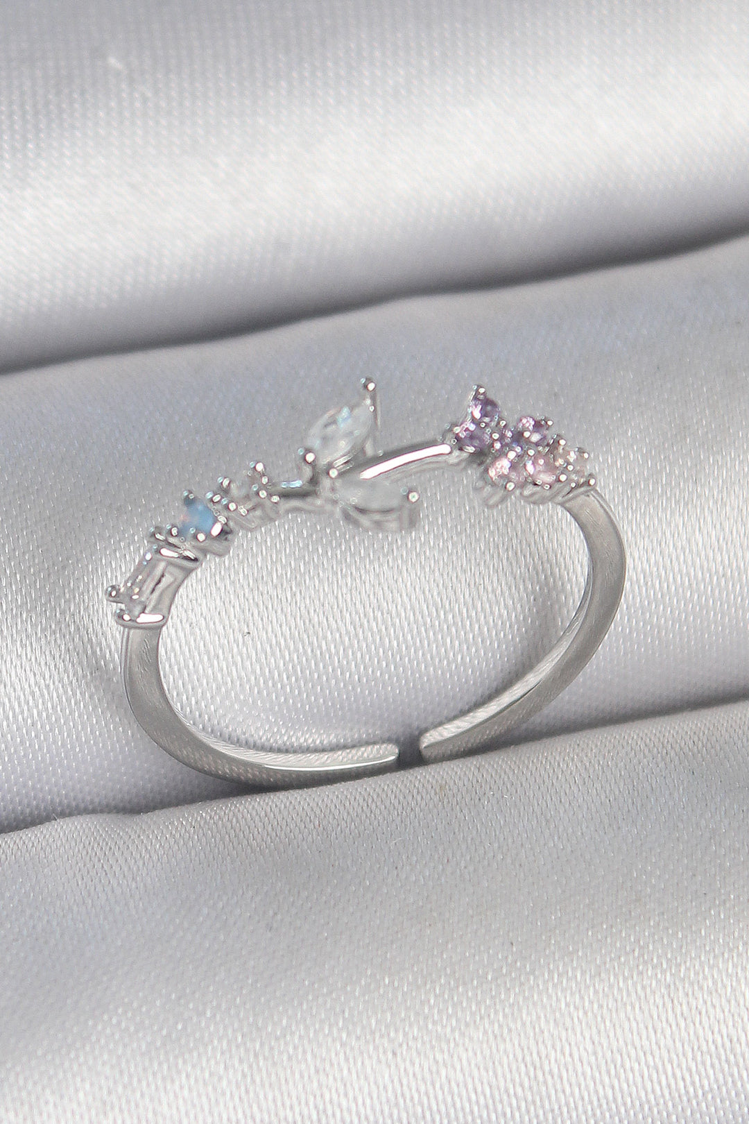 EBJ Rice Silver Color Zircon Stone Flower Model Adjustable Women's Ring - Silver Spring