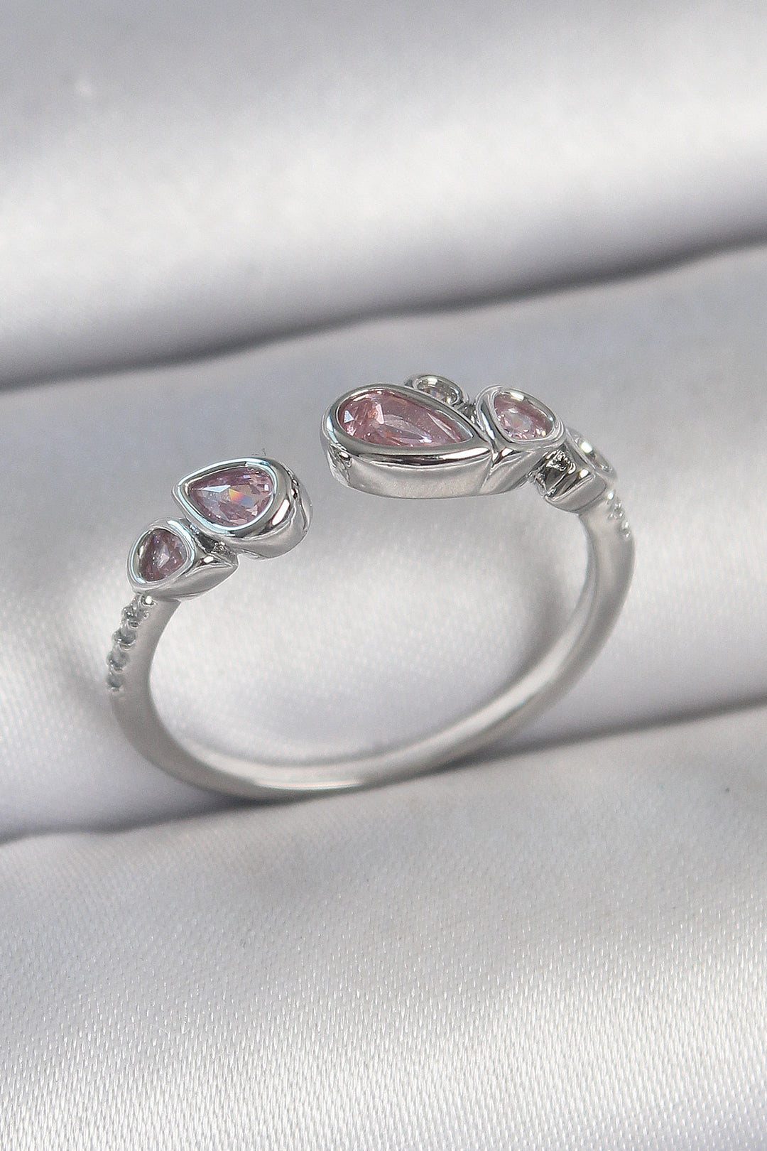 EBJ Rice Silver Color Pink Drop Zircon Stone Adjustable Model Women's Ring - Peristéri