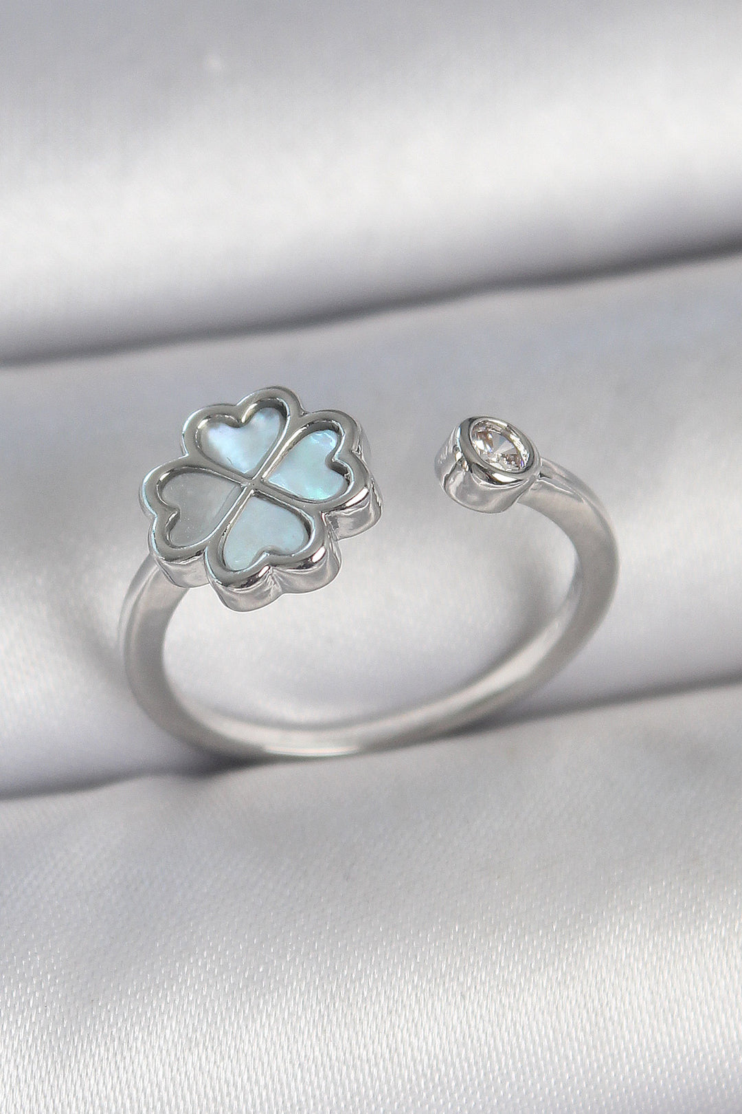 EBJ Rice Silver Color Blue Enamel Clover Model Zircon Stone Detail Adjustable Women's Ring - Wels