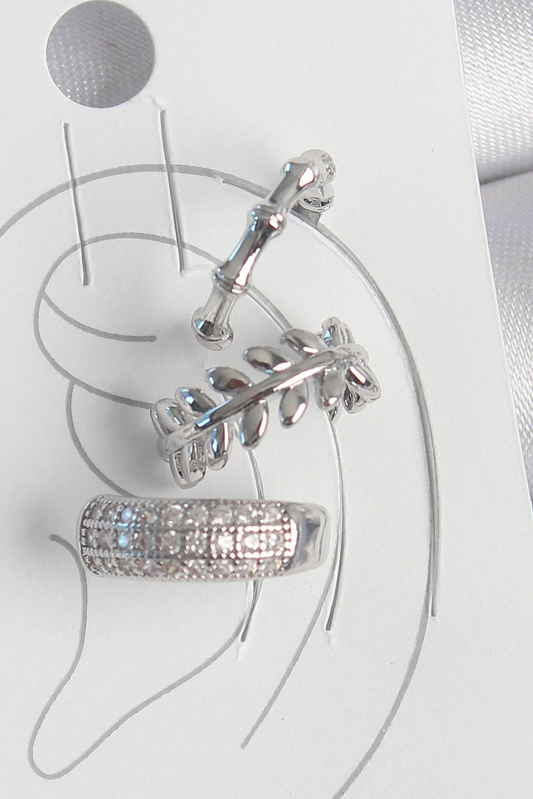 EBJ Rice Silver Color Zircon Stone 3-Piece Model Leaf Figure Women Cartilage Earring - Cunduacán