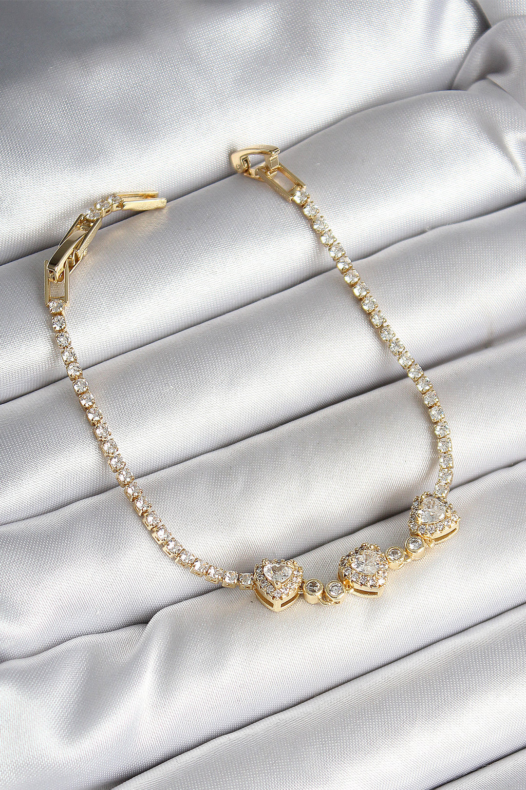 EBJ Rice-Ordered Heart-Shaped Zircon Stone Gold Color Women's Bracelet - Gaithersburg