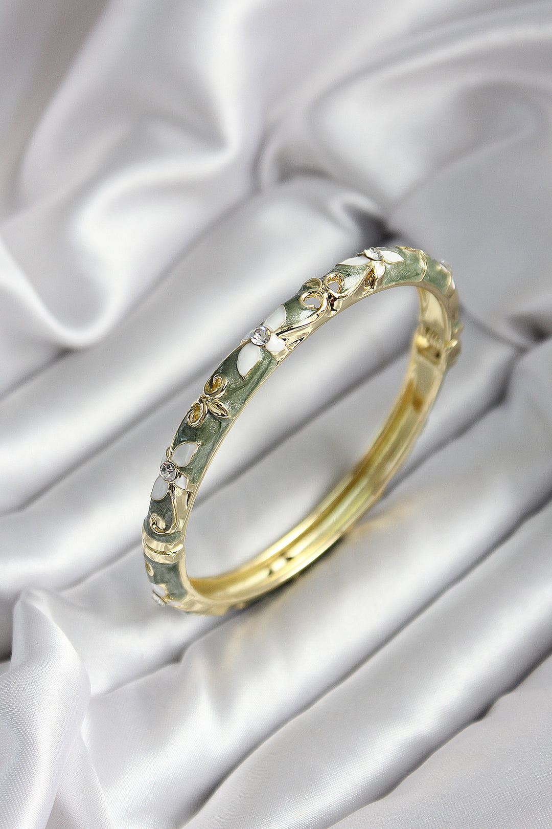 EBJ Mineli Rice Green Flower Patterned Zircon Stone Gold Color Women's Cuff (diameter 60 mm) - Seraing