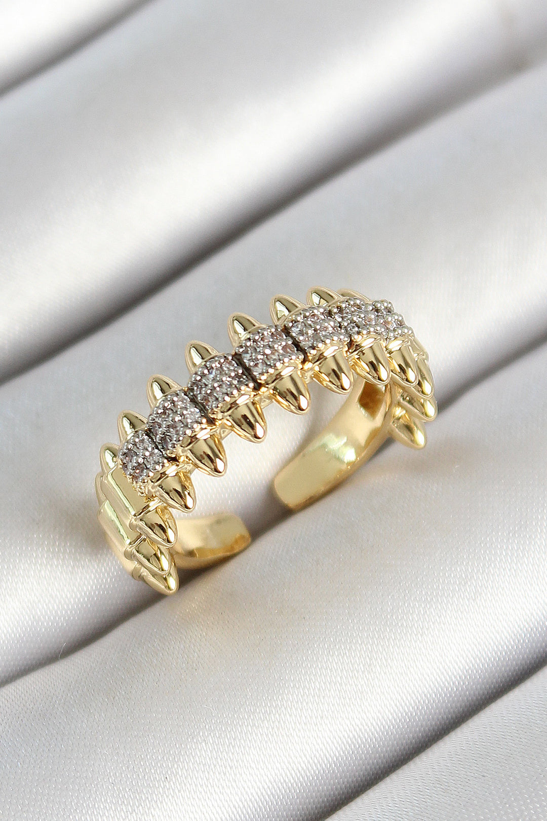EBJ Rice Lead Figure Zircon Stone Gold Color Adjustable Women's Ring - Wichita