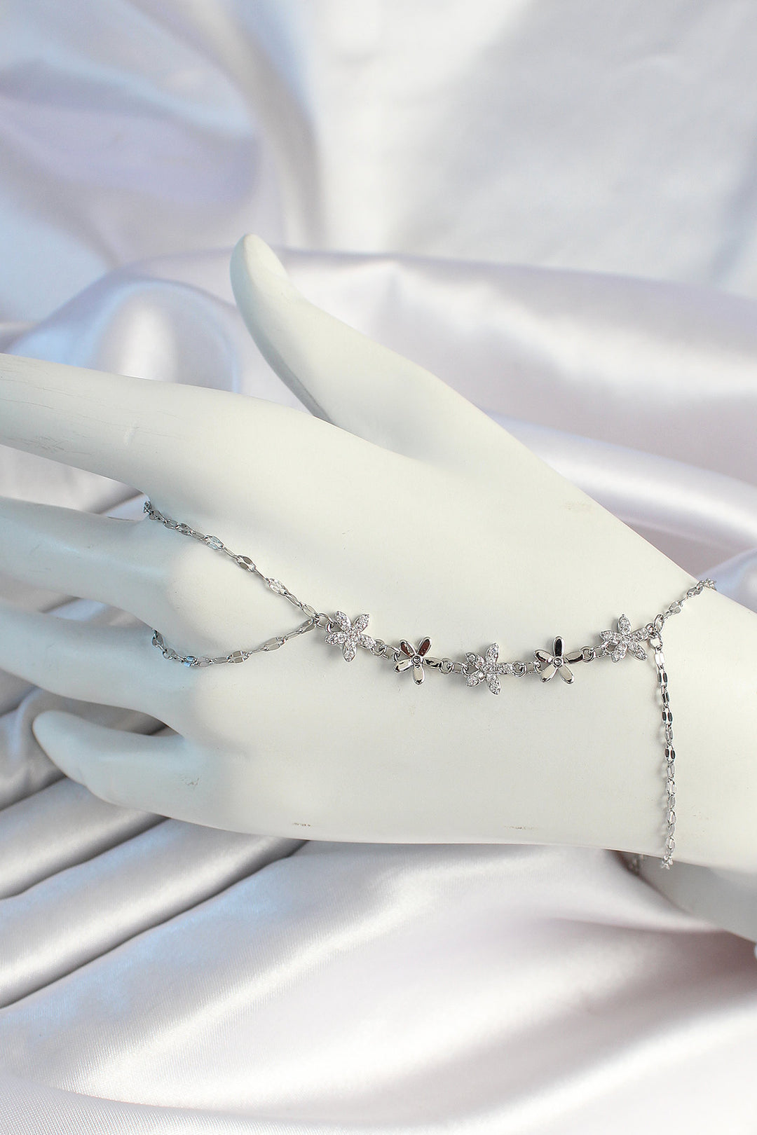 EBJ 316L Steel Chain Silver Color Zircon Stone Flower Şahmeran - Hoboken