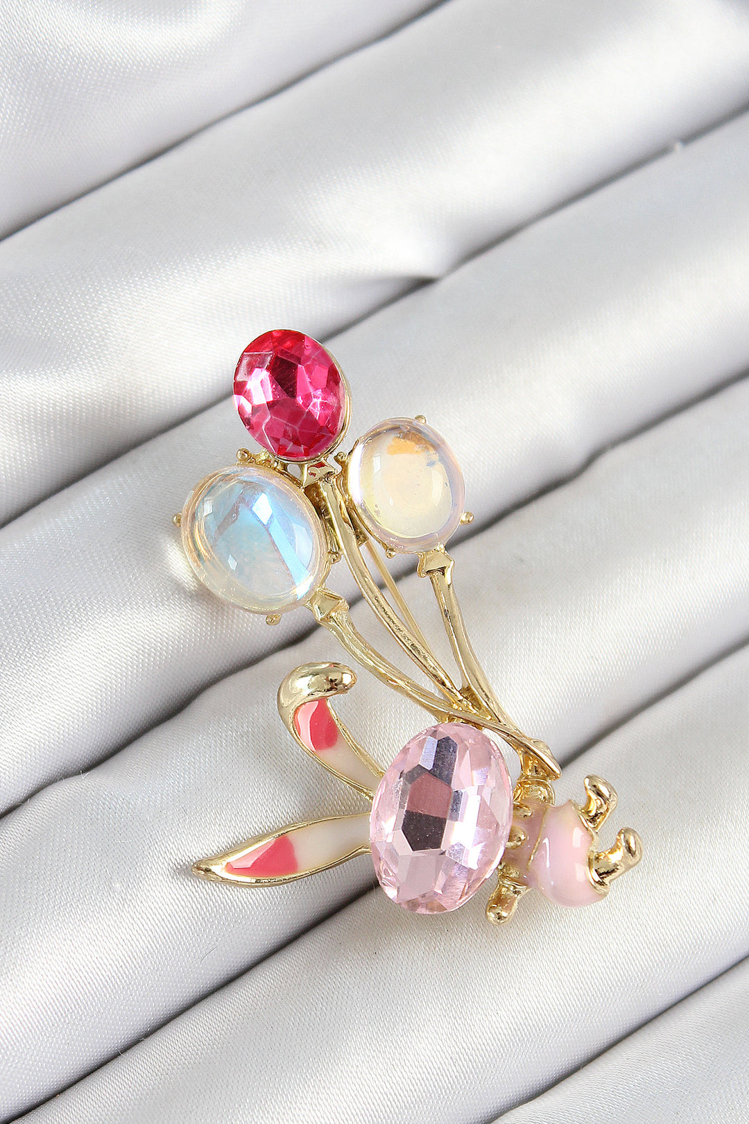 EBJ Gold Color Women's Brooch with Pink Rabbit Figure with Zircon Stone Embellishments - Torre-Pacheco