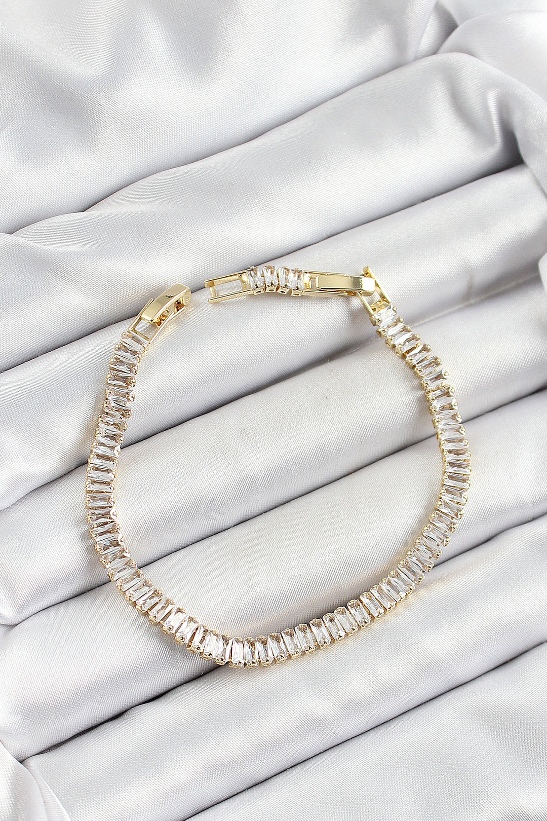 EBJ Rice Zircon Stone Waterway Model Gold Color Women's Bracelet - Petatlán