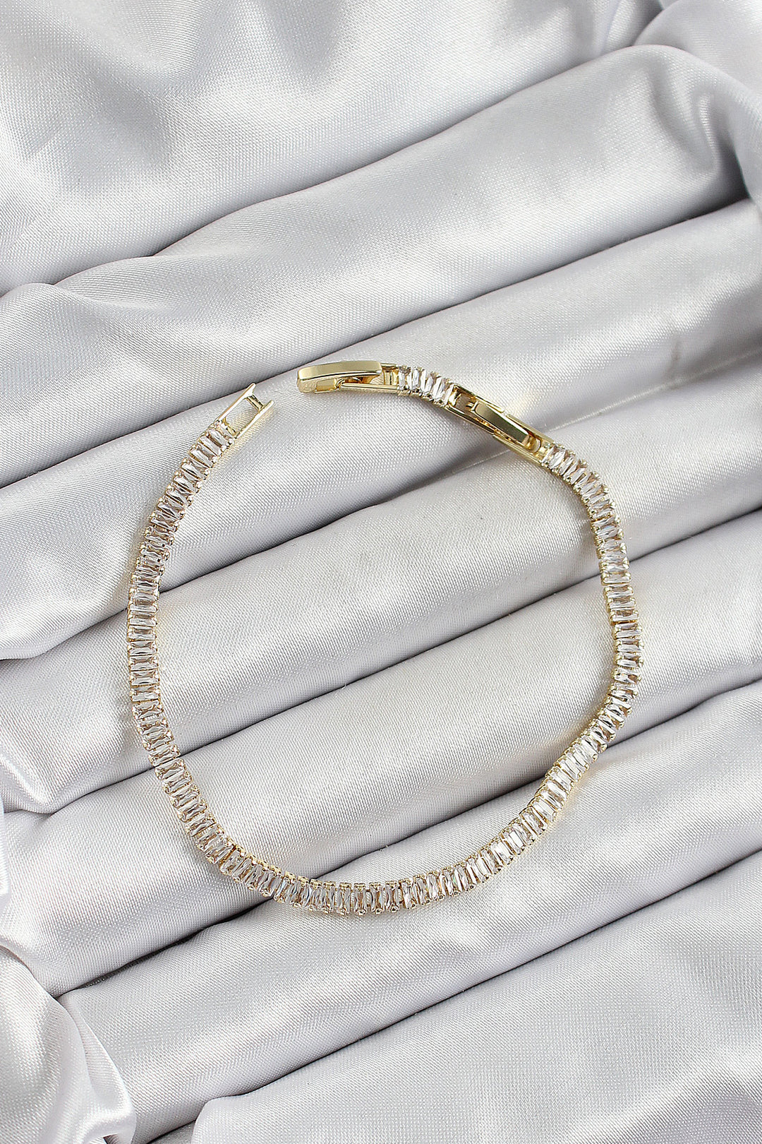 EBJ Rice Zircon Stone Thin Waterway Model Gold Color Women's Bracelet - Rochester