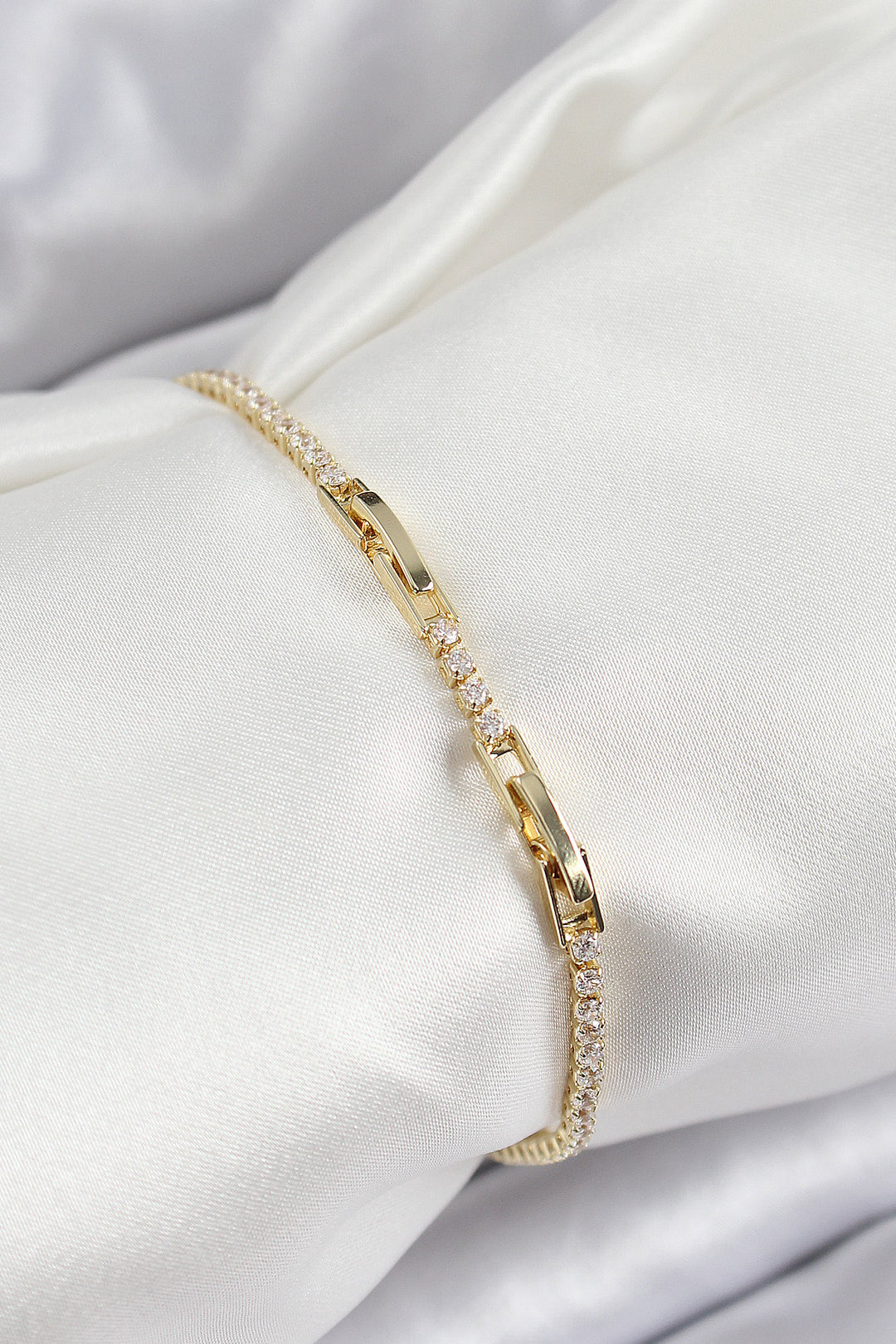 EBJ Rice Zircon Stone Thin Waterway Model Gold Color Women's Bracelet - Elizabethtown