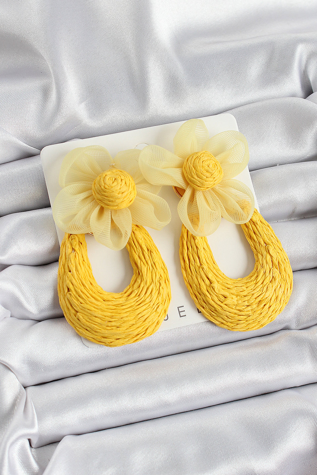 EBJ Yellow Tulle Daisy Figured Straw Weave Model Gold Color Women's Earring - Cascais