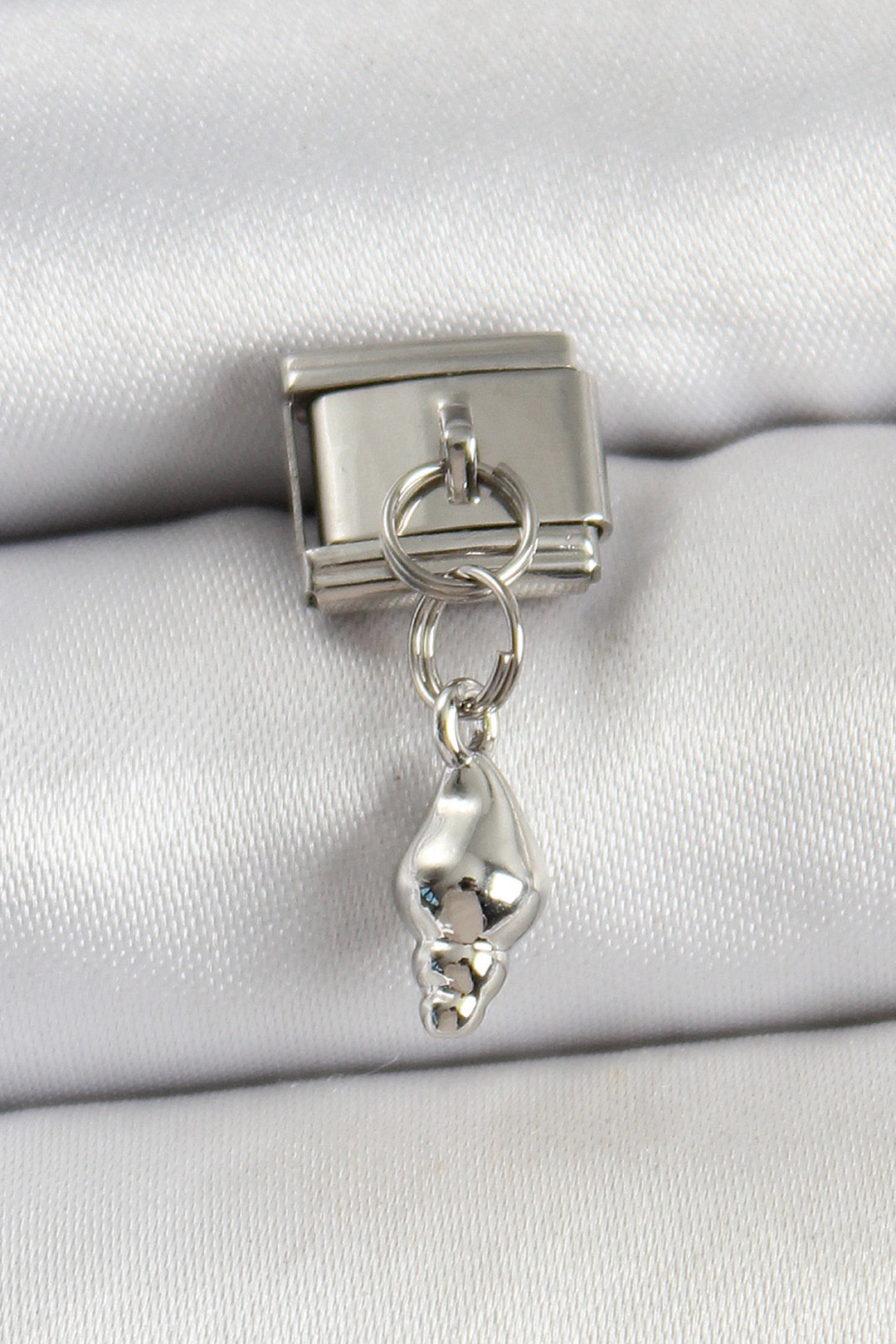 EBJ 316L Stainless Steel Dangling Seashell Design Silver Color Nomination Charm - Winterthur