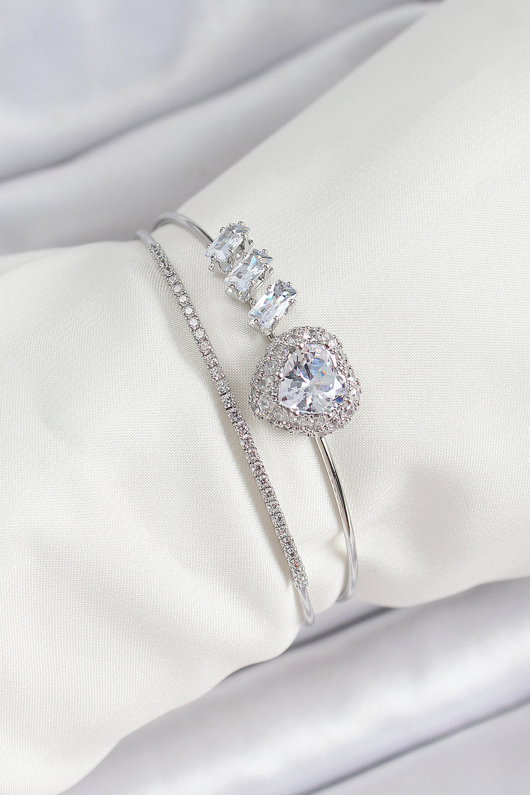 EBJ Rice Silver Color Heart Shaped Zircon Stone Women's Bracelet - Kobryn