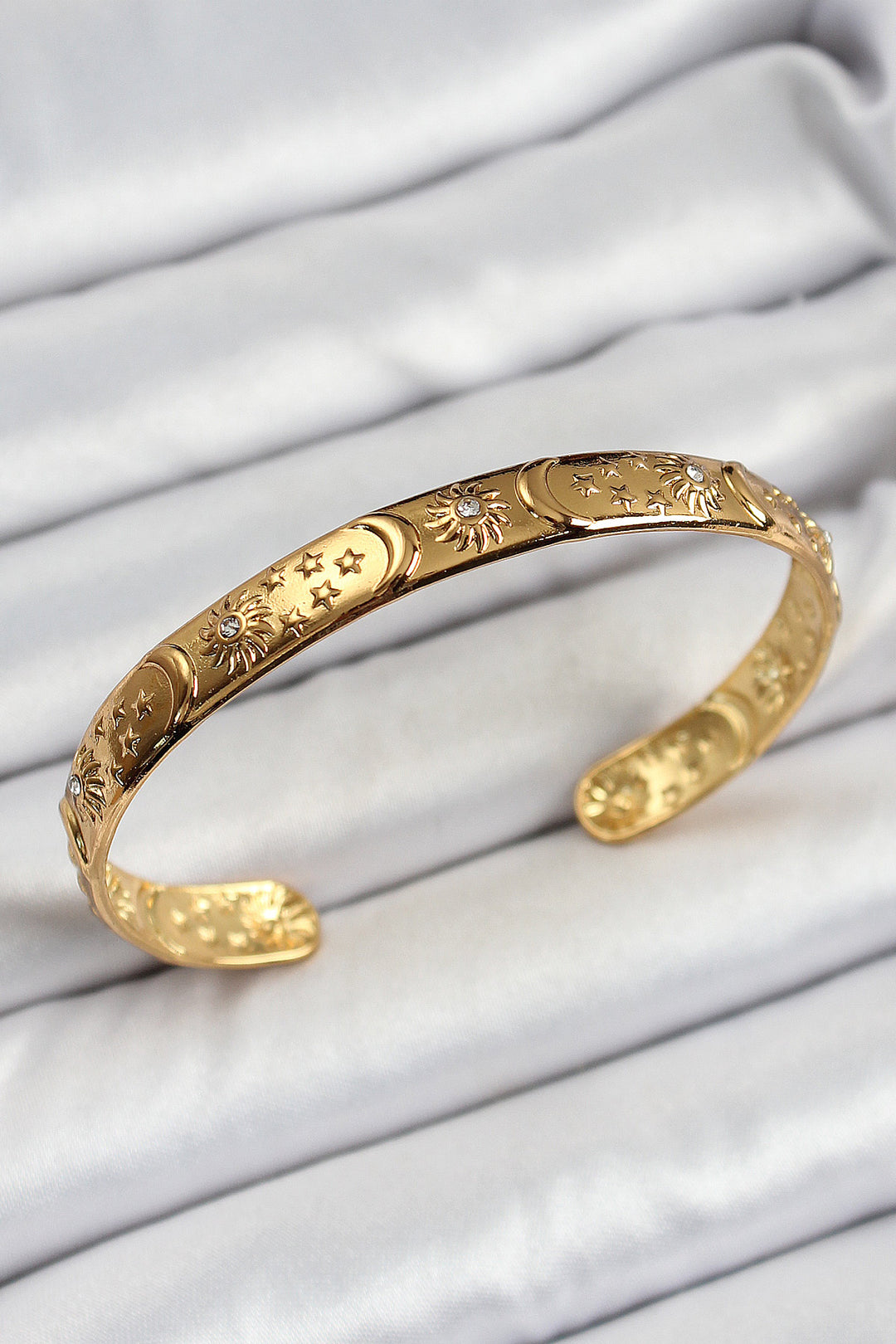 EBJ Rice Gold Color Embroidered Open Bottom Bracelet - Springfield
