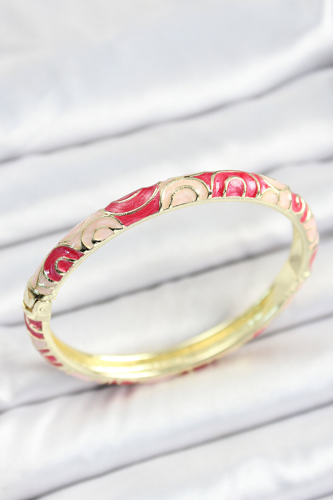 EBJ Mineli Rice Red Pink Spiral Pattern Gold Color Women's Cuff - Rheine