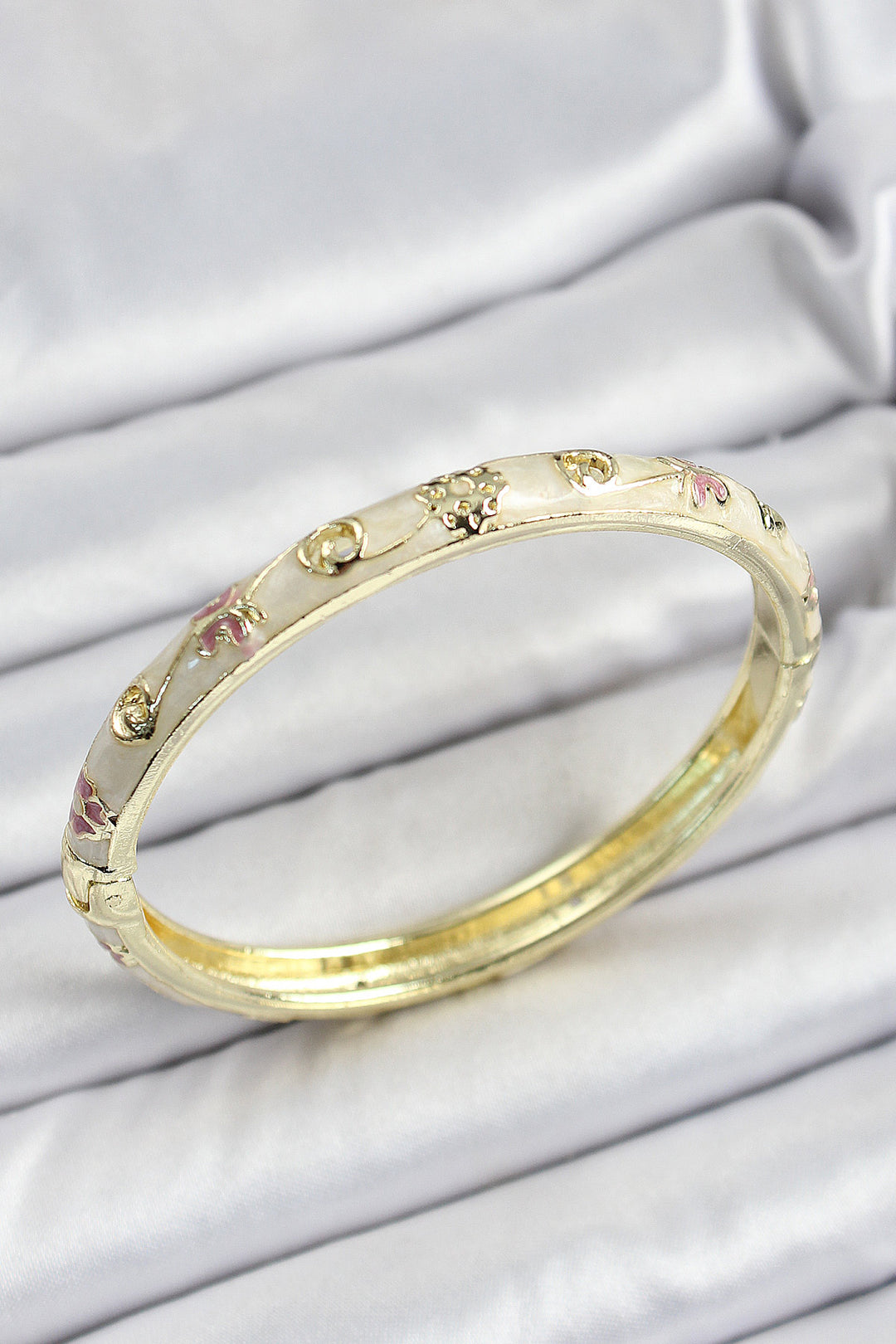 EBJ Enamel Brass Cream Color Patterned Women's Cuff - Quartu Sant’Elena