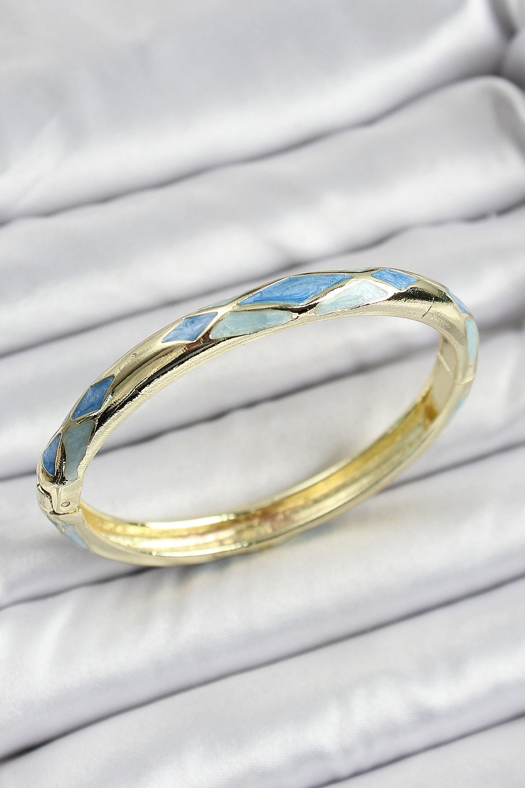 EBJ Mineli Pirinç Blue Baklava Pattern Gold Color Women's Cuff - Hoofddorp