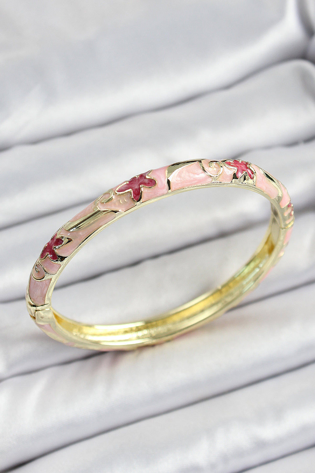 EBJ Mineli Pirinç Pink Flower Patterned Women's Cuff - Sierra Vista