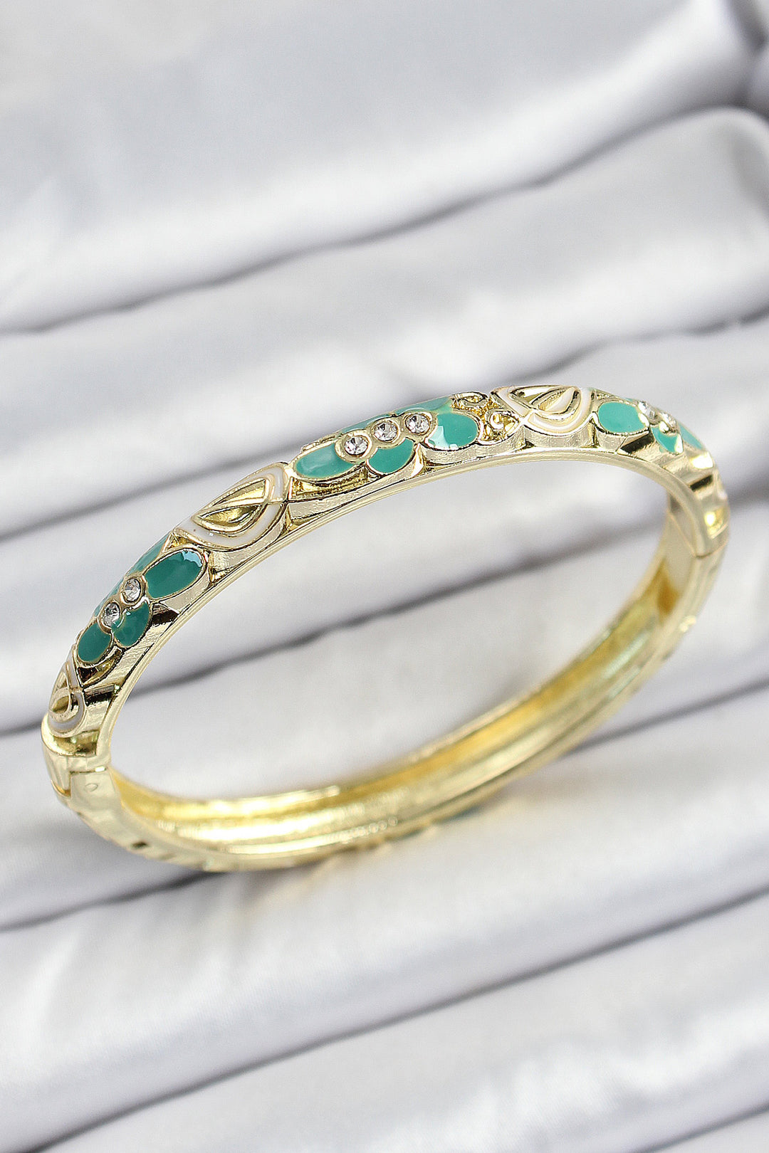 EBJ Mineli Brass Gold Color Green Flower Patterned Women's Cuff - Memmingen