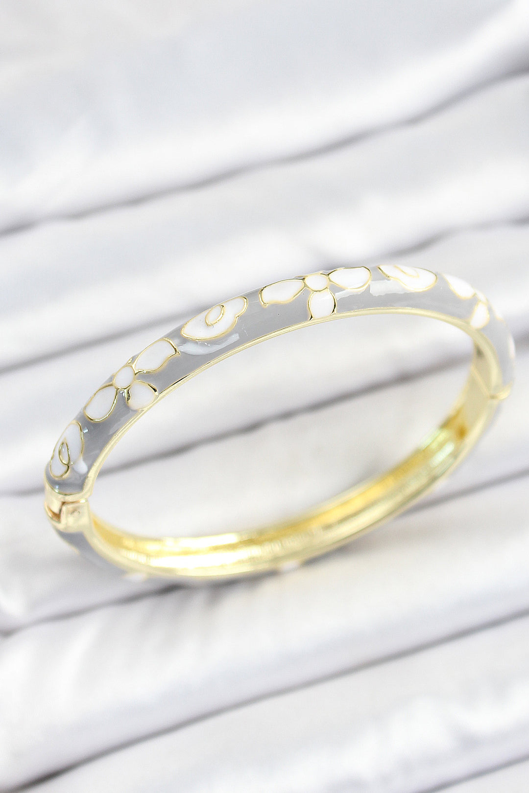 EBJ Mineli Rice White Gray Flower Patterned Gold Color Women's Cuff - Brant